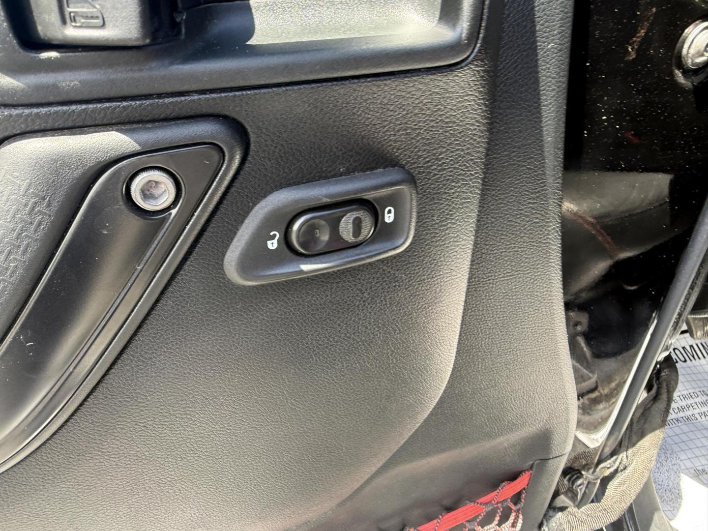 2017 Black /Black Jeep Wrangler Rubicon 4WD (1C4BJWCG6HL) with an 3.6L V6 DOHC 24V engine, 5 Speed Auto transmission, located at 11115 Chardon Rd. , Chardon, OH, 44024, (440) 214-9705, 41.580246, -81.241943 - This One Owner 2017 Jeep Wrangler Rubicon Recon is a limited edition that builds off of the already incredible Rubicon model. It is powered by a 3.6 Pentastar V6 Engine and a 5 speed automatic transmission. This Wrangler has upgraded Danna 44 axles and a half inch lift compared to the regular Rubico - Photo#12
