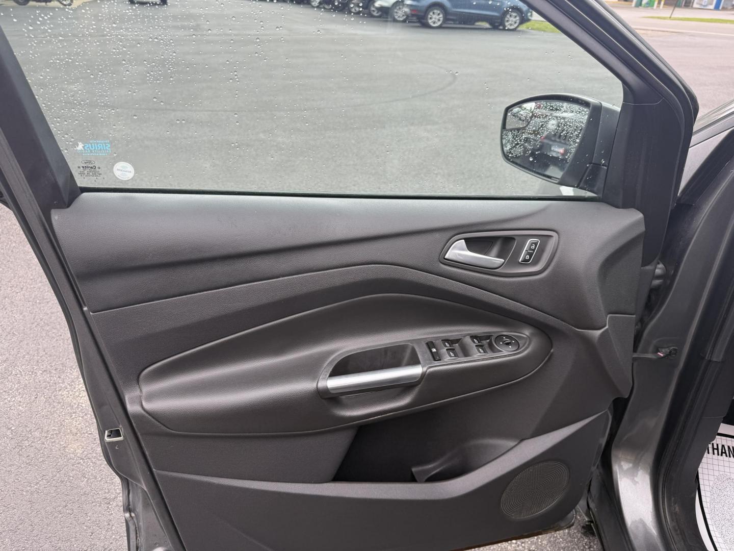 2014 Gray /Black Ford Escape SE 4WD (1FMCU9GX8EU) with an 1.6L I4 DOHC 16V TURBO engine, 6-Speed Automatic transmission, located at 11115 Chardon Rd. , Chardon, OH, 44024, (440) 214-9705, 41.580246, -81.241943 - Photo#9