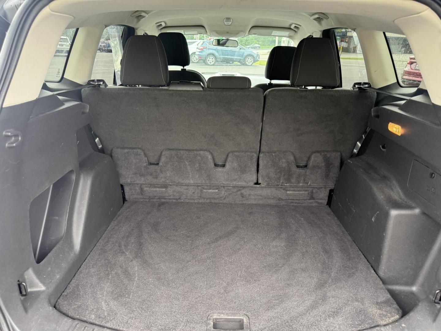 2014 Gray /Black Ford Escape SE 4WD (1FMCU9GX8EU) with an 1.6L I4 DOHC 16V TURBO engine, 6-Speed Automatic transmission, located at 11115 Chardon Rd. , Chardon, OH, 44024, (440) 214-9705, 41.580246, -81.241943 - Photo#26
