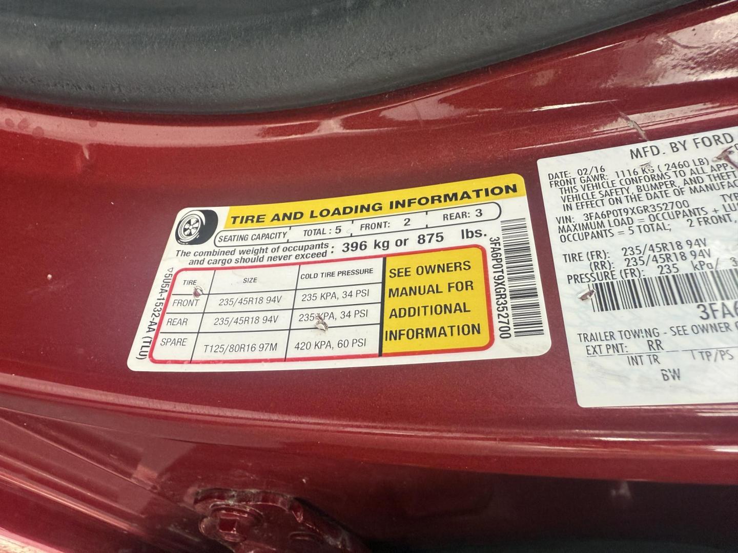 2016 Red /Black Ford Fusion SE AWD (3FA6P0T9XGR) with an 2.0L I4 DOHC 16V Turbo engine, 6A transmission, located at 11115 Chardon Rd. , Chardon, OH, 44024, (440) 214-9705, 41.580246, -81.241943 - This One Owner 2016 Ford Fusion SE AWD features a 2.0L turbocharged I4 engine paired with a 6-speed automatic transmission, offering a quick and fuel-efficient drive with up to 31 MPG highway. It boasts leather interior, heated power driver's seat, dual-zone automatic climate control, power moonroof - Photo#20