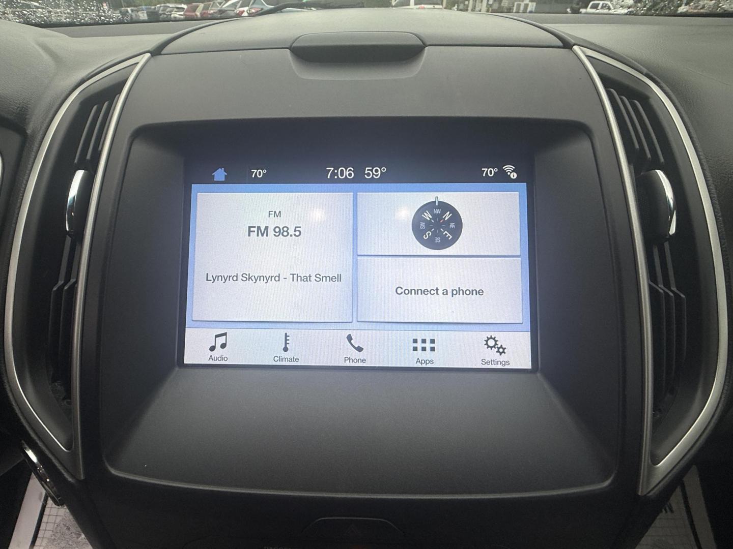 2016 Blue /Tan Ford Edge SEL AWD (2FMPK4J83GB) with an 3.5L V6 DOHC 24V engine, 6A transmission, located at 11115 Chardon Rd. , Chardon, OH, 44024, (440) 214-9705, 41.580246, -81.241943 - Photo#22