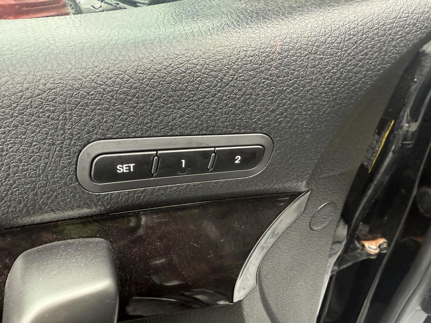 2014 Black /Black Kia Sorento SX V6 AWD (5XYKWDA78EG) with an 3.3L V6 DOHC 24V engine, 6-Speed Automatic transmission, located at 547 E. Main St., Orwell, OH, 44076, (440) 437-5893, 41.535435, -80.847855 - This 2014 Kia Sorento is a fully loaded family hauler. Equipped with Kia's 3.3 GDI V6 and a tried and true 6 speed automatic transmission it can haul 7 people and tow up to 3,500 pounds. On the inside you will find a luxurious leather interior, heated and cooled front seats, a 10 speaker Infinity su - Photo#18