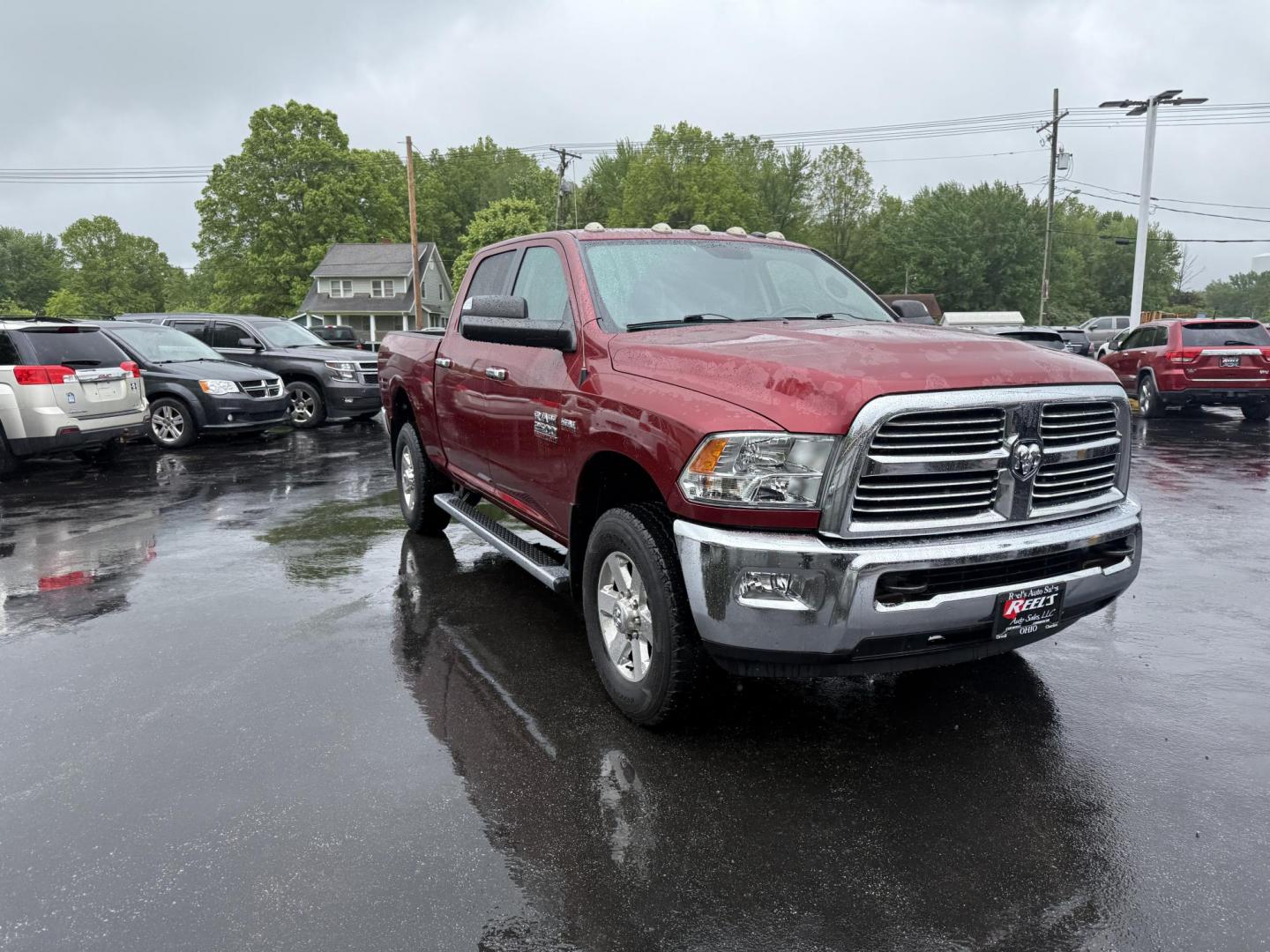 2014 Red /Black RAM 2500 Big Horn Crew Cab SWB 4WD (3C6UR5DJ3EG) with an 6.4L V8 OHV engine, 6-Speed Automatic transmission, located at 547 E. Main St., Orwell, OH, 44076, (440) 437-5893, 41.535435, -80.847855 - Photo#2