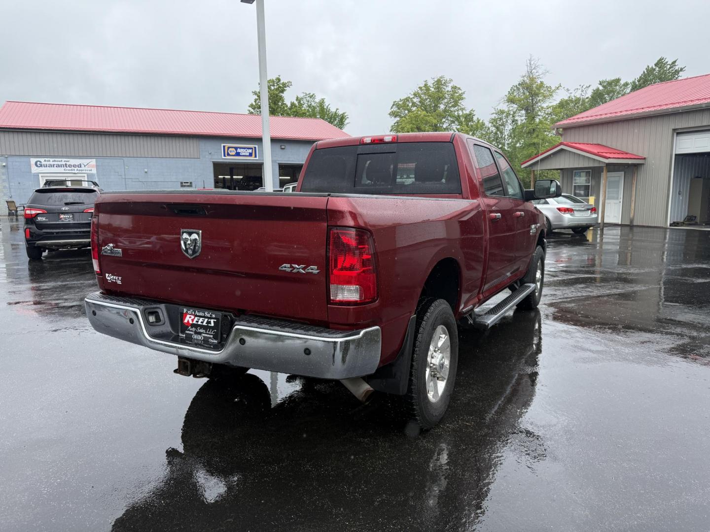 2014 Red /Black RAM 2500 Big Horn Crew Cab SWB 4WD (3C6UR5DJ3EG) with an 6.4L V8 OHV engine, 6-Speed Automatic transmission, located at 547 E. Main St., Orwell, OH, 44076, (440) 437-5893, 41.535435, -80.847855 - Photo#9