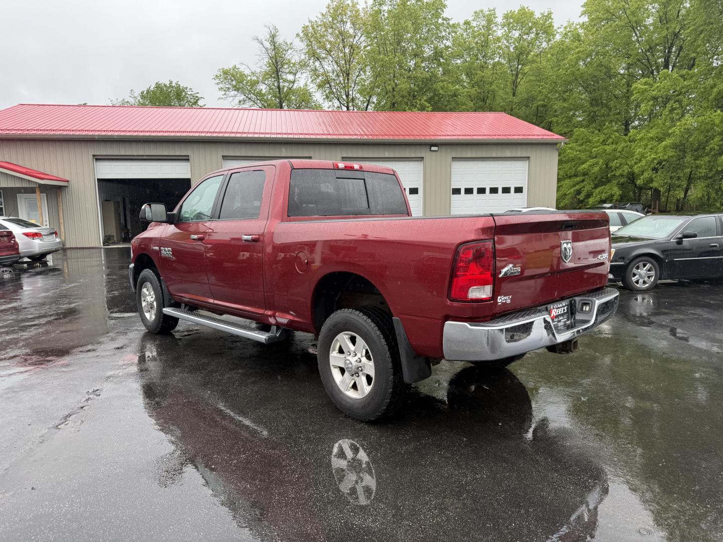 2014 Red /Black RAM 2500 Big Horn Crew Cab SWB 4WD (3C6UR5DJ3EG) with an 6.4L V8 OHV engine, 6-Speed Automatic transmission, located at 547 E. Main St., Orwell, OH, 44076, (440) 437-5893, 41.535435, -80.847855 - Photo#12