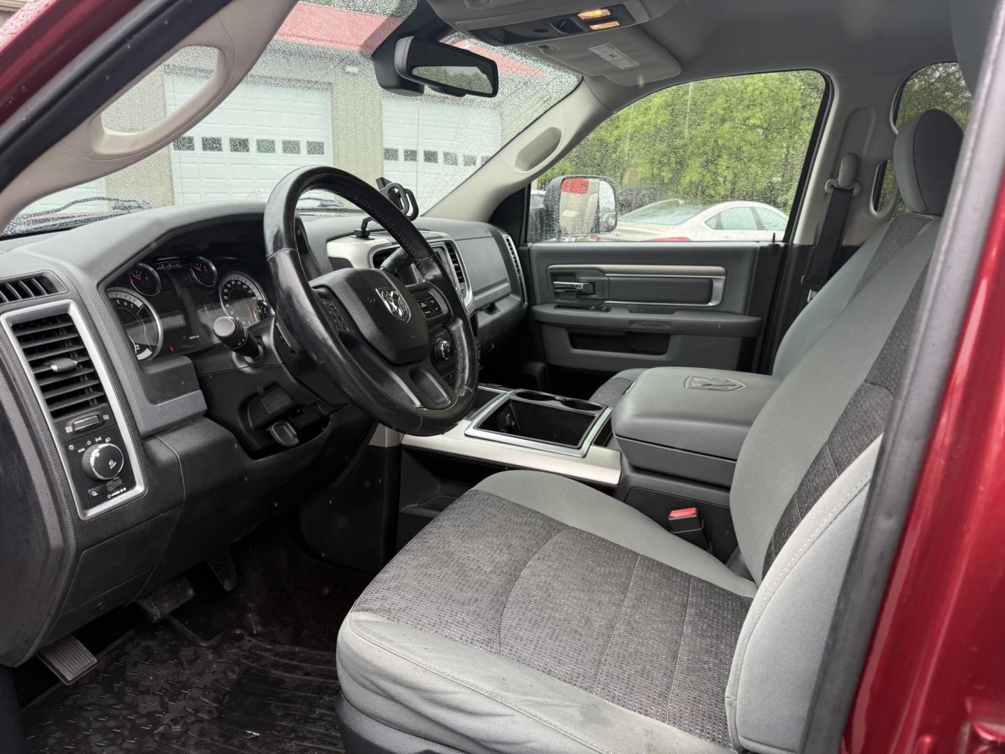 2014 Red /Black RAM 2500 Big Horn Crew Cab SWB 4WD (3C6UR5DJ3EG) with an 6.4L V8 OHV engine, 6-Speed Automatic transmission, located at 547 E. Main St., Orwell, OH, 44076, (440) 437-5893, 41.535435, -80.847855 - Photo#19