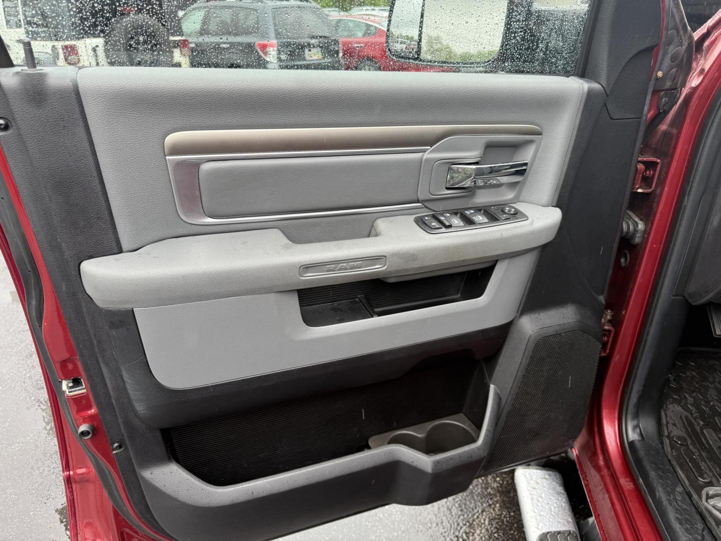 2014 Red /Black RAM 2500 Big Horn Crew Cab SWB 4WD (3C6UR5DJ3EG) with an 6.4L V8 OHV engine, 6-Speed Automatic transmission, located at 547 E. Main St., Orwell, OH, 44076, (440) 437-5893, 41.535435, -80.847855 - Photo#20