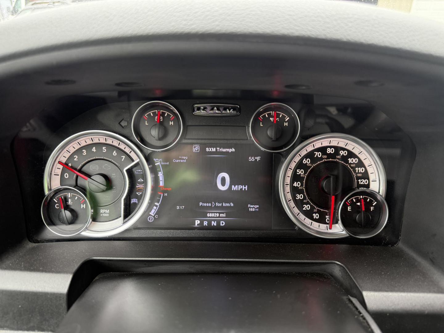 2014 Red /Black RAM 2500 Big Horn Crew Cab SWB 4WD (3C6UR5DJ3EG) with an 6.4L V8 OHV engine, 6-Speed Automatic transmission, located at 547 E. Main St., Orwell, OH, 44076, (440) 437-5893, 41.535435, -80.847855 - Photo#25