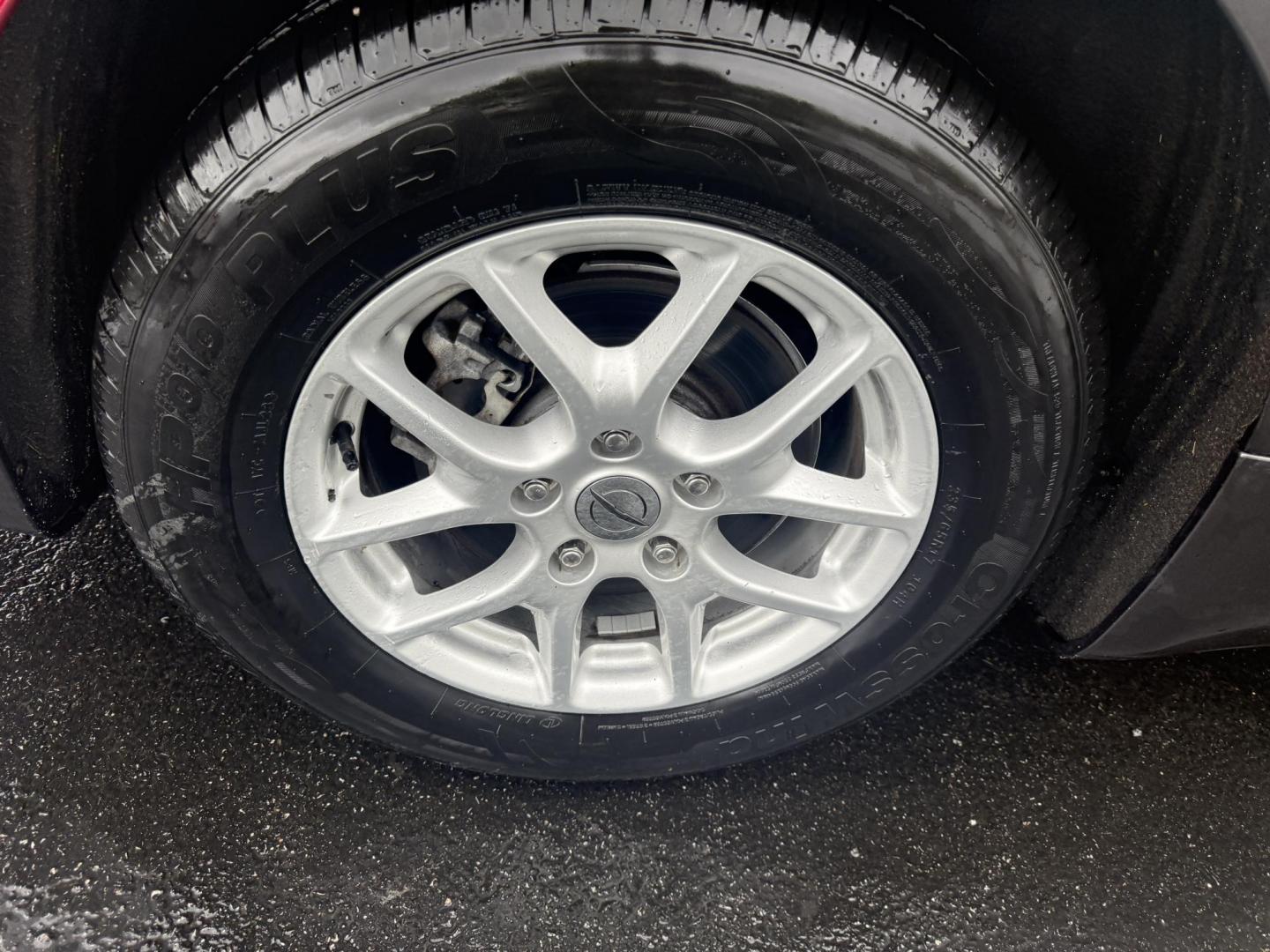 2021 Gray /Black Chrysler Voyager LXI (2C4RC1DG9MR) with an 3.6L V6 DOHC 24V engine, 9A transmission, located at 547 E. Main St., Orwell, OH, 44076, (440) 437-5893, 41.535435, -80.847855 - Photo#5