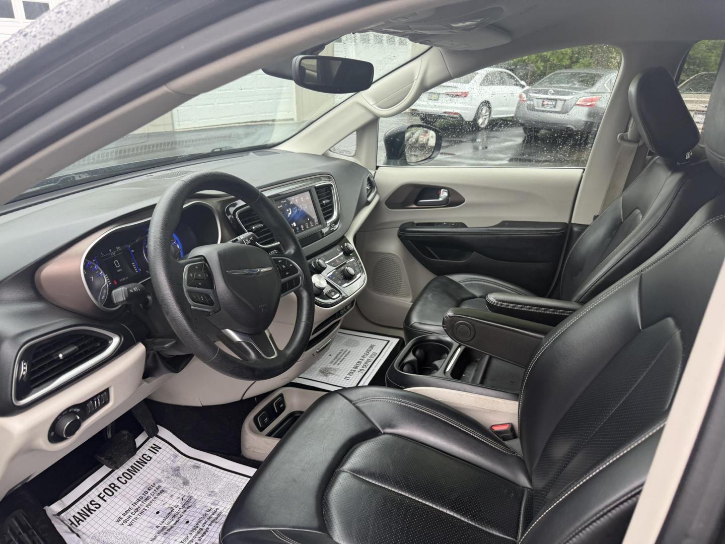 2021 Gray /Black Chrysler Voyager LXI (2C4RC1DG9MR) with an 3.6L V6 DOHC 24V engine, 9A transmission, located at 547 E. Main St., Orwell, OH, 44076, (440) 437-5893, 41.535435, -80.847855 - Photo#8