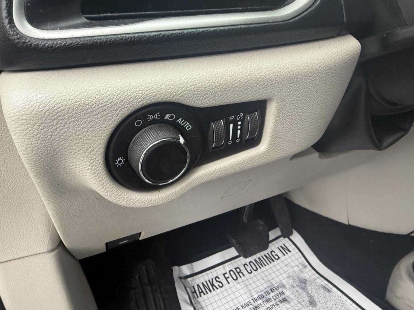 2021 Gray /Black Chrysler Voyager LXI (2C4RC1DG9MR) with an 3.6L V6 DOHC 24V engine, 9A transmission, located at 547 E. Main St., Orwell, OH, 44076, (440) 437-5893, 41.535435, -80.847855 - Photo#13