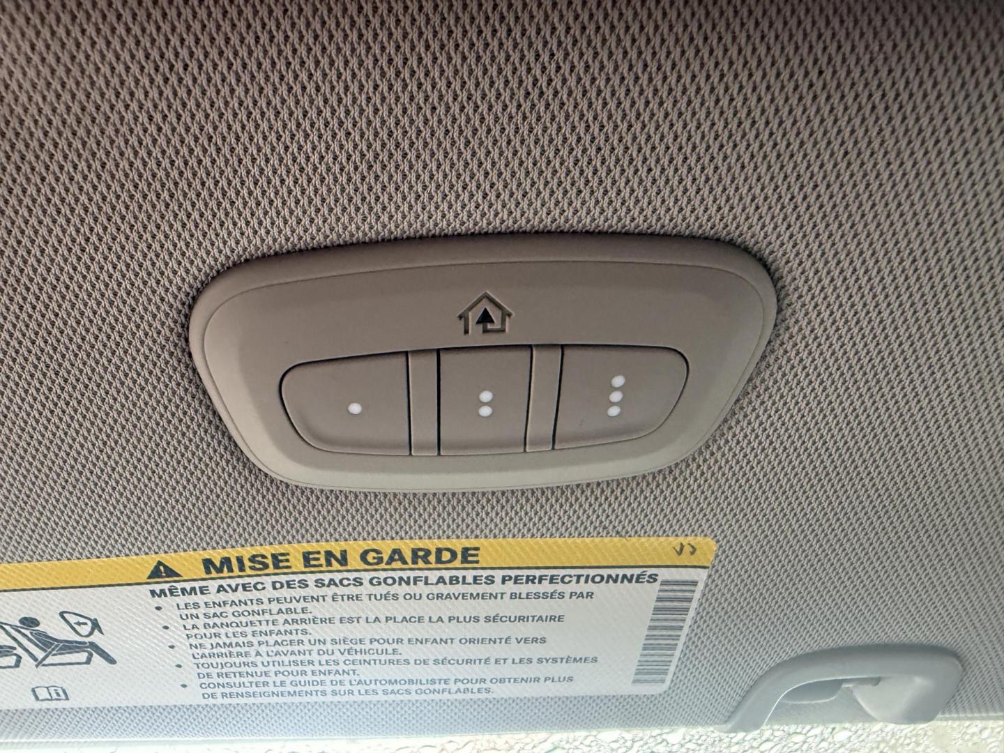2021 Gray /Black Chrysler Voyager LXI (2C4RC1DG9MR) with an 3.6L V6 DOHC 24V engine, 9A transmission, located at 547 E. Main St., Orwell, OH, 44076, (440) 437-5893, 41.535435, -80.847855 - Photo#21