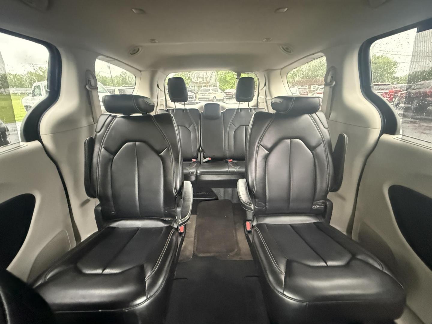2021 Gray /Black Chrysler Voyager LXI (2C4RC1DG9MR) with an 3.6L V6 DOHC 24V engine, 9A transmission, located at 547 E. Main St., Orwell, OH, 44076, (440) 437-5893, 41.535435, -80.847855 - Photo#24