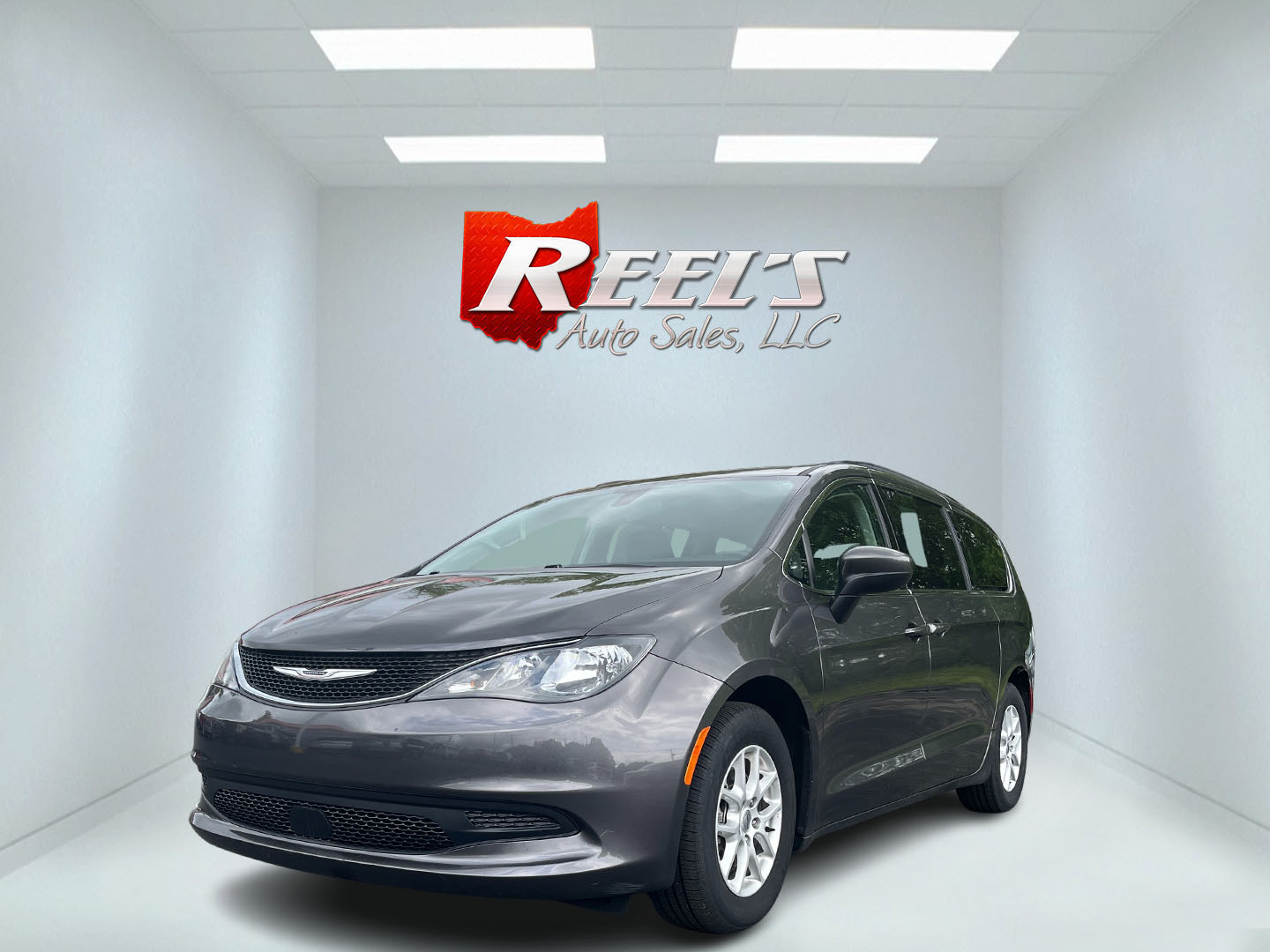 photo of 2021 Chrysler Voyager LXI