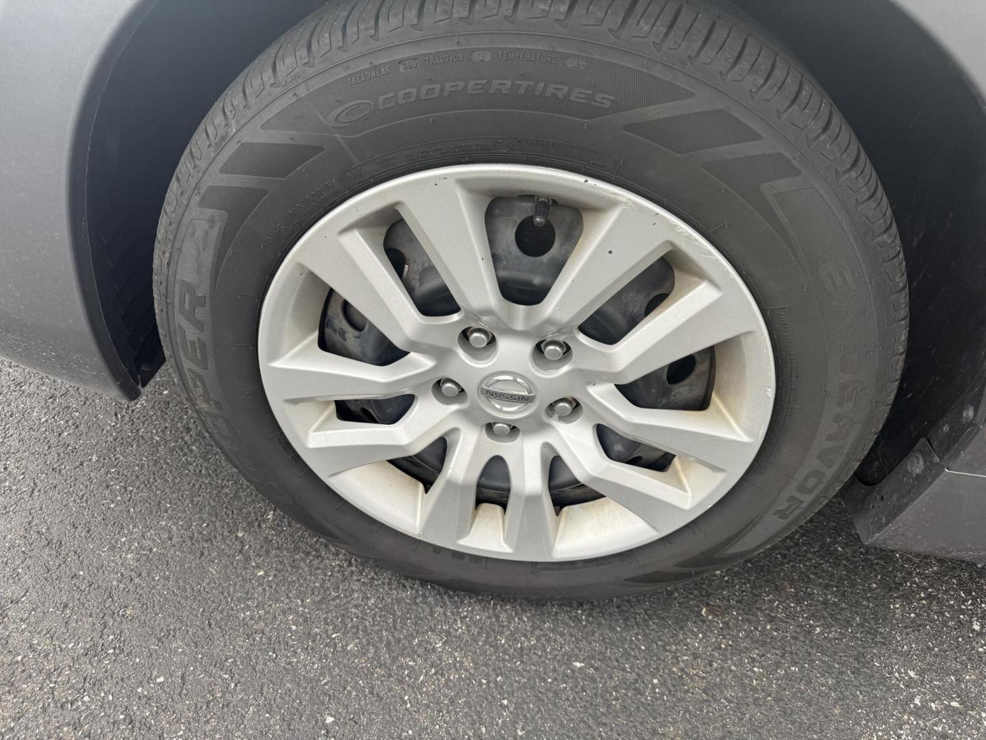 2015 Gray /Black Nissan Altima 2.5 S (1N4AL3AP0FC) with an 2.5L I4 DOHC 16V engine, Automatic transmission, located at 11115 Chardon Rd. , Chardon, OH, 44024, (440) 214-9705, 41.580246, -81.241943 - This One Owner 2015 Nissan Altima is an incredibly fuel efficient commuter sedan. Powered by a 2.5 I4 engine it gets 31 MPG combined and up to 37 MPG highway. On the side you get a power drivers seat, push button start, a sport driving mode, and an aux audio input. This Altima is fully serviced and - Photo#13