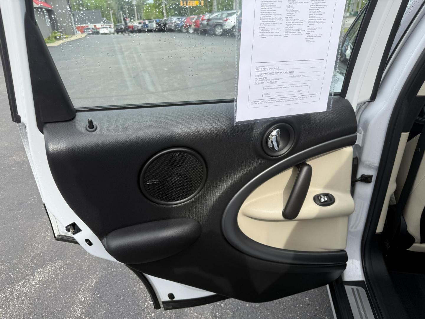 2016 White /Tan Mini Countryman S ALL4 (WMWZC5C53GW) with an 1.6L I4 DOHC 16V TURBO engine, 6-Speed Automatic transmission, located at 11115 Chardon Rd. , Chardon, OH, 44024, (440) 214-9705, 41.580246, -81.241943 - This 2016 Mini Cooper Countryman S All 4 is a fun, and fuel efficient small SUV. Powered by a 1.6 I4 Turbocharged engine producing 181 HP and a 6 speed automatic transmission this Mini achieves up to 30 MPG highway while still being a fun and sporty vehicle. On the inside you have a leather interior - Photo#26