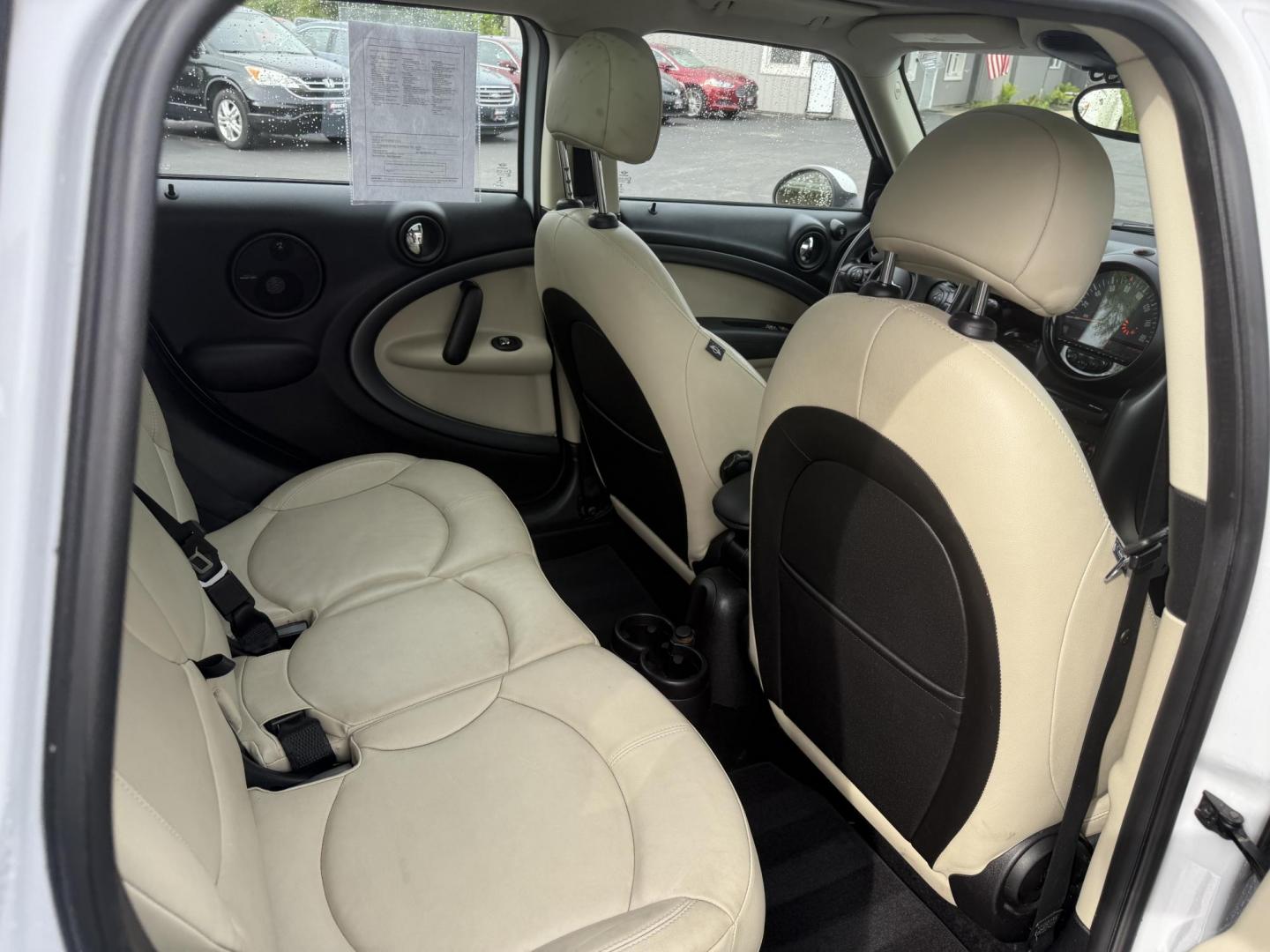 2016 White /Tan Mini Countryman S ALL4 (WMWZC5C53GW) with an 1.6L I4 DOHC 16V TURBO engine, 6-Speed Automatic transmission, located at 11115 Chardon Rd. , Chardon, OH, 44024, (440) 214-9705, 41.580246, -81.241943 - This 2016 Mini Cooper Countryman S All 4 is a fun, and fuel efficient small SUV. Powered by a 1.6 I4 Turbocharged engine producing 181 HP and a 6 speed automatic transmission this Mini achieves up to 30 MPG highway while still being a fun and sporty vehicle. On the inside you have a leather interior - Photo#31