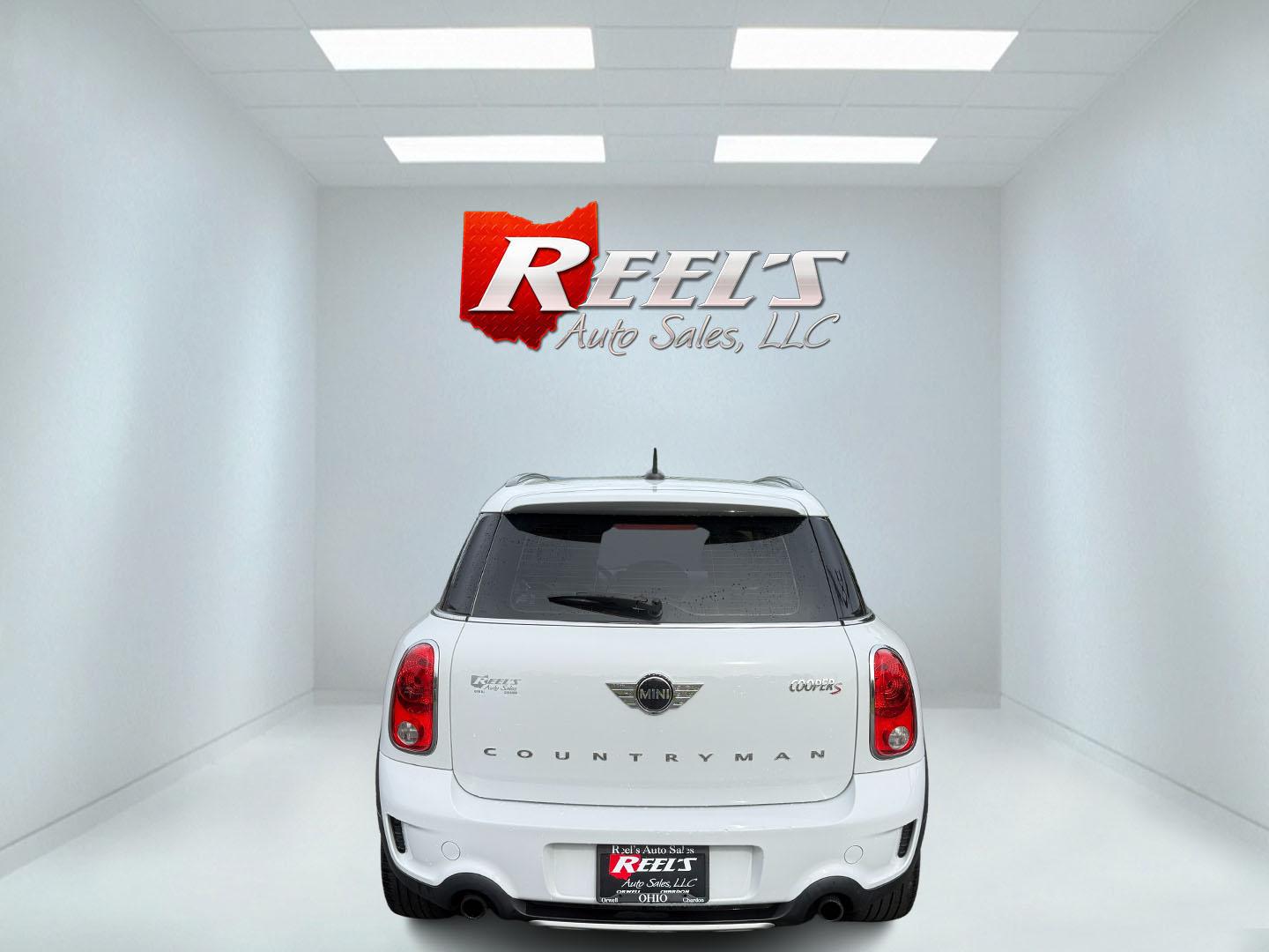 2016 White /Tan Mini Countryman S ALL4 (WMWZC5C53GW) with an 1.6L I4 DOHC 16V TURBO engine, 6-Speed Automatic transmission, located at 11115 Chardon Rd. , Chardon, OH, 44024, (440) 214-9705, 41.580246, -81.241943 - This 2016 Mini Cooper Countryman S All 4 is a fun, and fuel efficient small SUV. Powered by a 1.6 I4 Turbocharged engine producing 181 HP and a 6 speed automatic transmission this Mini achieves up to 30 MPG highway while still being a fun and sporty vehicle. On the inside you have a leather interior - Photo#37