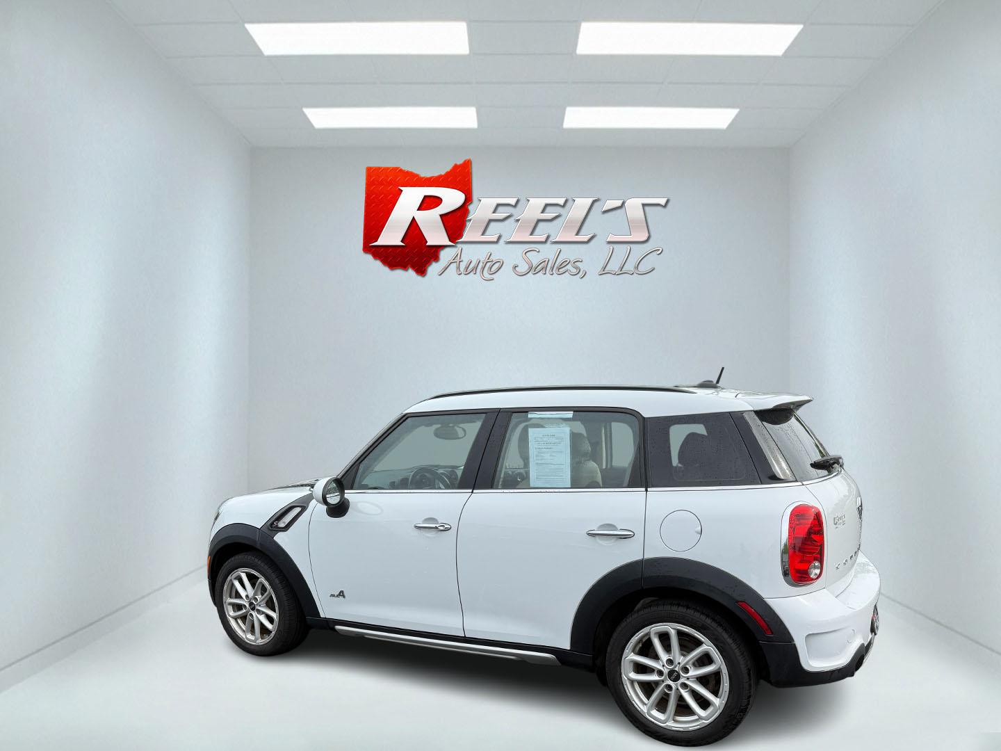 2016 White /Tan Mini Countryman S ALL4 (WMWZC5C53GW) with an 1.6L I4 DOHC 16V TURBO engine, 6-Speed Automatic transmission, located at 11115 Chardon Rd. , Chardon, OH, 44024, (440) 214-9705, 41.580246, -81.241943 - This 2016 Mini Cooper Countryman S All 4 is a fun, and fuel efficient small SUV. Powered by a 1.6 I4 Turbocharged engine producing 181 HP and a 6 speed automatic transmission this Mini achieves up to 30 MPG highway while still being a fun and sporty vehicle. On the inside you have a leather interior - Photo#39