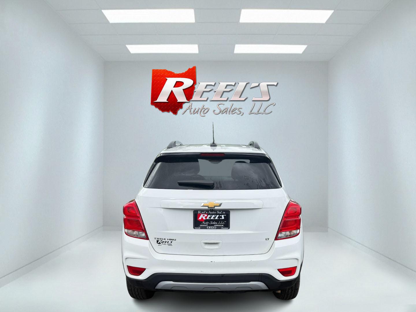 2018 White /Black Chevrolet Trax LT AWD (KL7CJPSBXJB) with an 1.4L I4 DOHC 16V Turbo engine, 6A transmission, located at 11115 Chardon Rd. , Chardon, OH, 44024, (440) 214-9705, 41.580246, -81.241943 - This One Owner 2018 Chevrolet Trax LT AWD is a great little fuel SUV. Powered by a 1.4 I4 Turbocharged ECOTEC engine and a 6 speed automatic transmission this little Trax achieves up to 30 MPG highway making it a great choice for any commuter. On the inside this Trax has a power drivers seat, push b - Photo#36