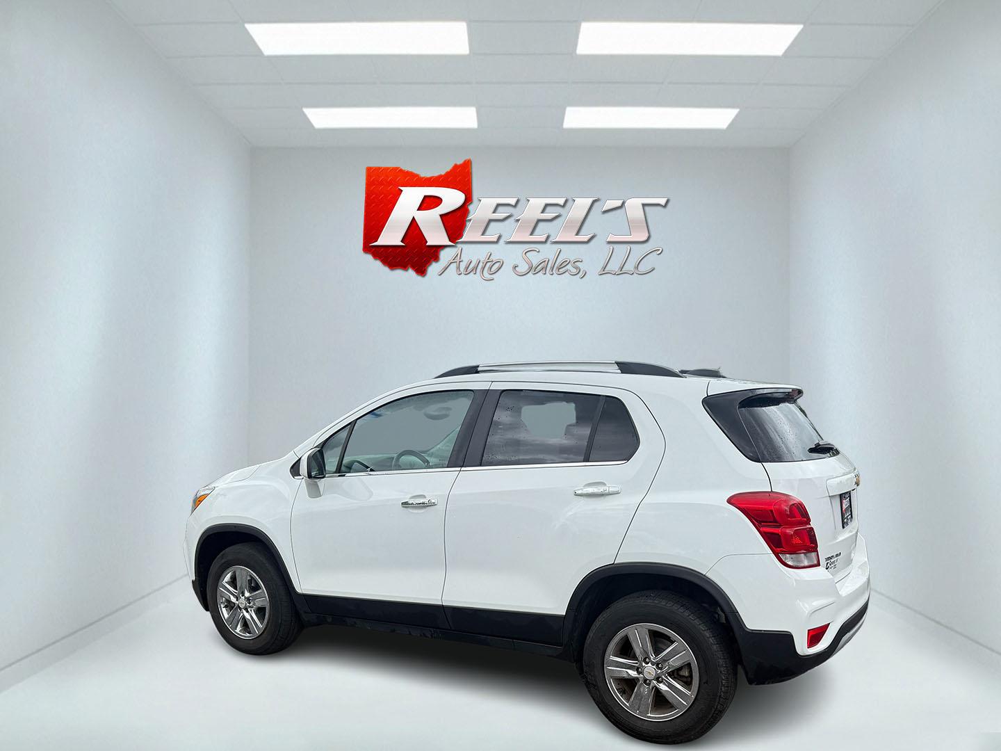 2018 White /Black Chevrolet Trax LT AWD (KL7CJPSBXJB) with an 1.4L I4 DOHC 16V Turbo engine, 6A transmission, located at 11115 Chardon Rd. , Chardon, OH, 44024, (440) 214-9705, 41.580246, -81.241943 - This One Owner 2018 Chevrolet Trax LT AWD is a great little fuel SUV. Powered by a 1.4 I4 Turbocharged ECOTEC engine and a 6 speed automatic transmission this little Trax achieves up to 30 MPG highway making it a great choice for any commuter. On the inside this Trax has a power drivers seat, push b - Photo#38
