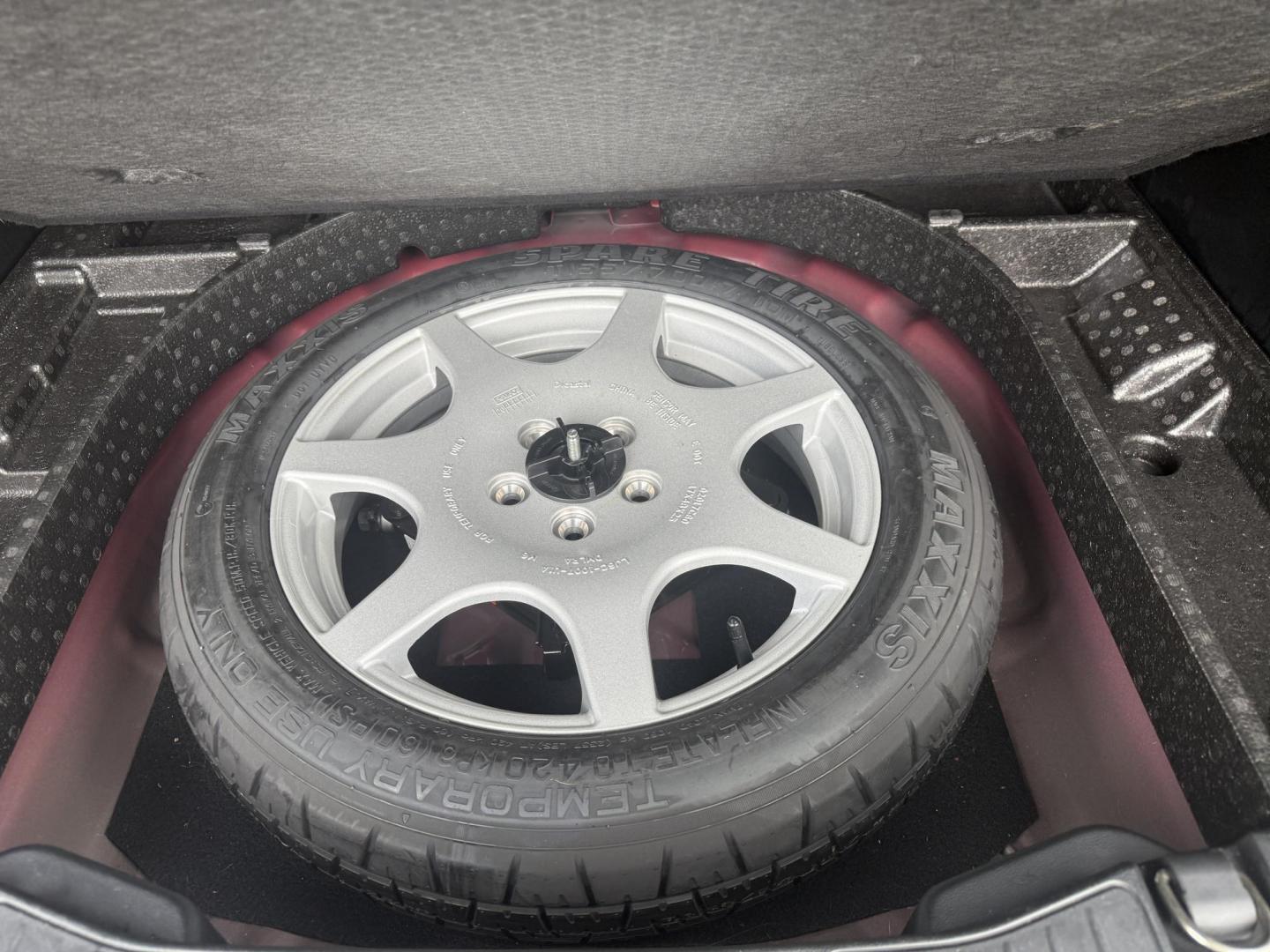 2020 Red /Black Ford Escape SE AWD (1FMCU9G68LU) with an 1.5L I3 DOHC 12V TURBO engine, 8-Speed Automatic transmission, located at 11115 Chardon Rd. , Chardon, OH, 44024, (440) 214-9705, 41.580246, -81.241943 - This 2020 Ford Escape SE is a modern and fuel efficient SUV. Equipped with a 1.5 I3 Turbocharged EcoBoost engine and a 8 speed automatic transmission this Escape achieves a very impressive 28 MPG combined and 31 MPG highway. On the inside it has a power drivers seat, heated front seats and, automati - Photo#33
