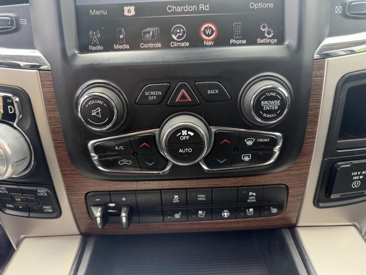 2014 Black /Black RAM 1500 Laramie Crew Cab SWB 4WD (1C6RR7NT3ES) with an 5.7L V8 OHV 16V engine, 8-Speed Automatic transmission, located at 11115 Chardon Rd. , Chardon, OH, 44024, (440) 214-9705, 41.580246, -81.241943 - FRESH TRADE ALERT ---- This 2014 Ram 1500 is a luxurious pickup truck with plenty of capability. Powered by a 5.7 HEMI V8, 8 speed automatic transmission and, 3.93 gearing this Ram is rated to tow 10,300 pounds. On the inside you'll find a beautiful leather wrapped interior with heated and cooled fr - Photo#28