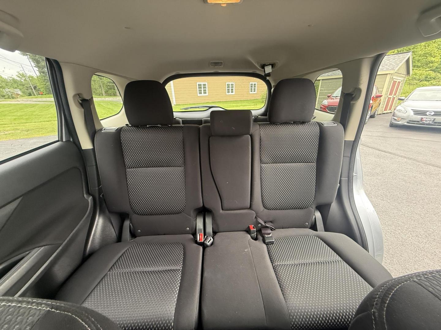 2017 Silver /Black Mitsubishi Outlander SE AWD (JA4AZ3A38HZ) with an 2.4L I4 DOHC 16V engine, Automatic transmission, located at 11115 Chardon Rd. , Chardon, OH, 44024, (440) 214-9705, 41.580246, -81.241943 - This 2017 Mitsubishi Outlander SE S-AWC is a fuel efficient all wheel drive SUV with a 3rd row. Powered by a 2.4 I4 Engine it is capable of achieving an impressive 29 MPG Highway. On the inside you get a 7.0" touch screen with Apple Carplay, Android Auto and, a backup camera. Other features include - Photo#25