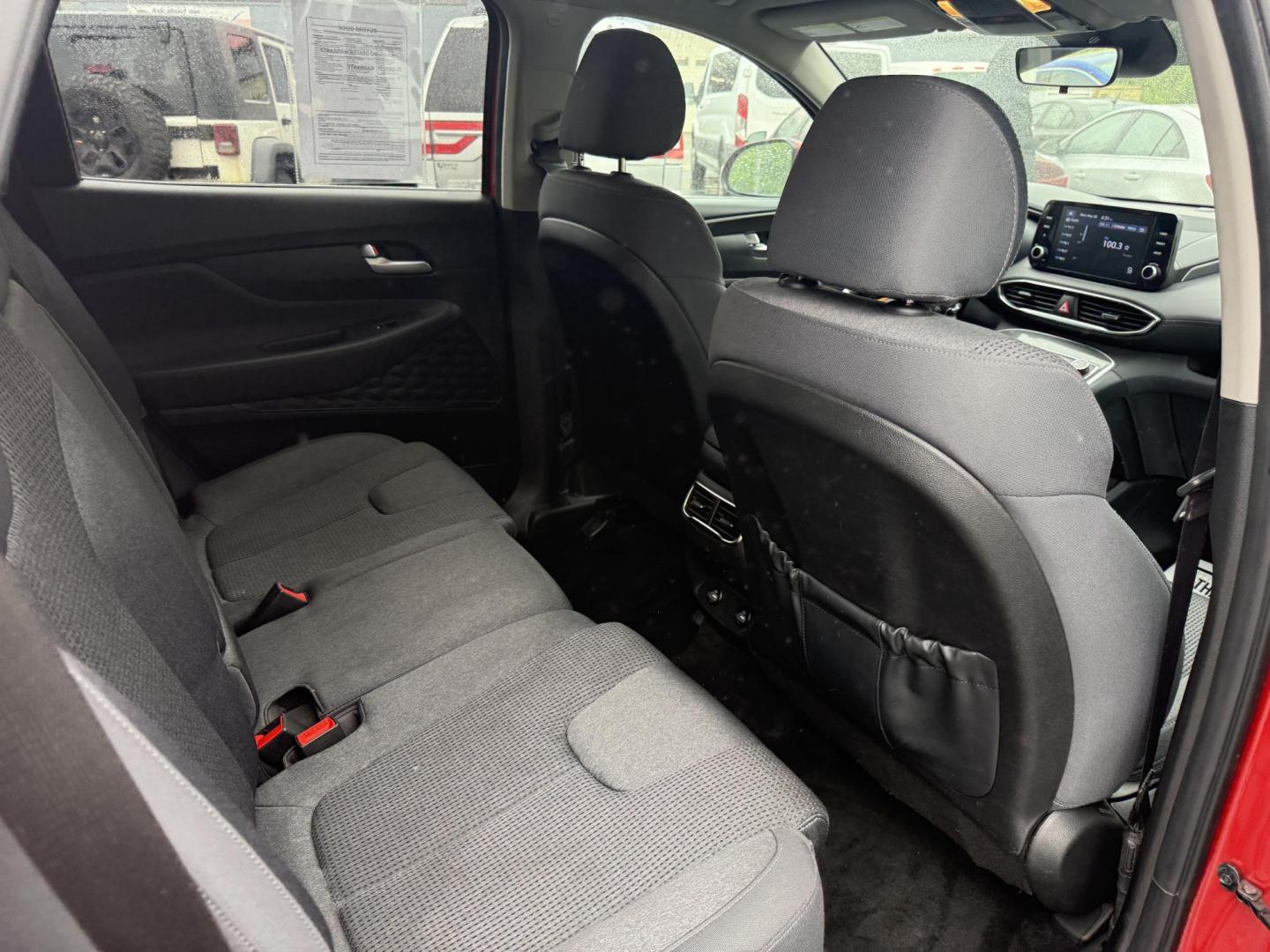 2022 Red /Black Hyundai Santa Fe SE AWD (5NMS1DAJ4NH) with an 2.5L I4 DOHC 16V engine, 8-Speed Automatic transmission, located at 547 E. Main St., Orwell, OH, 44076, (440) 437-5893, 41.535435, -80.847855 - Photo#28