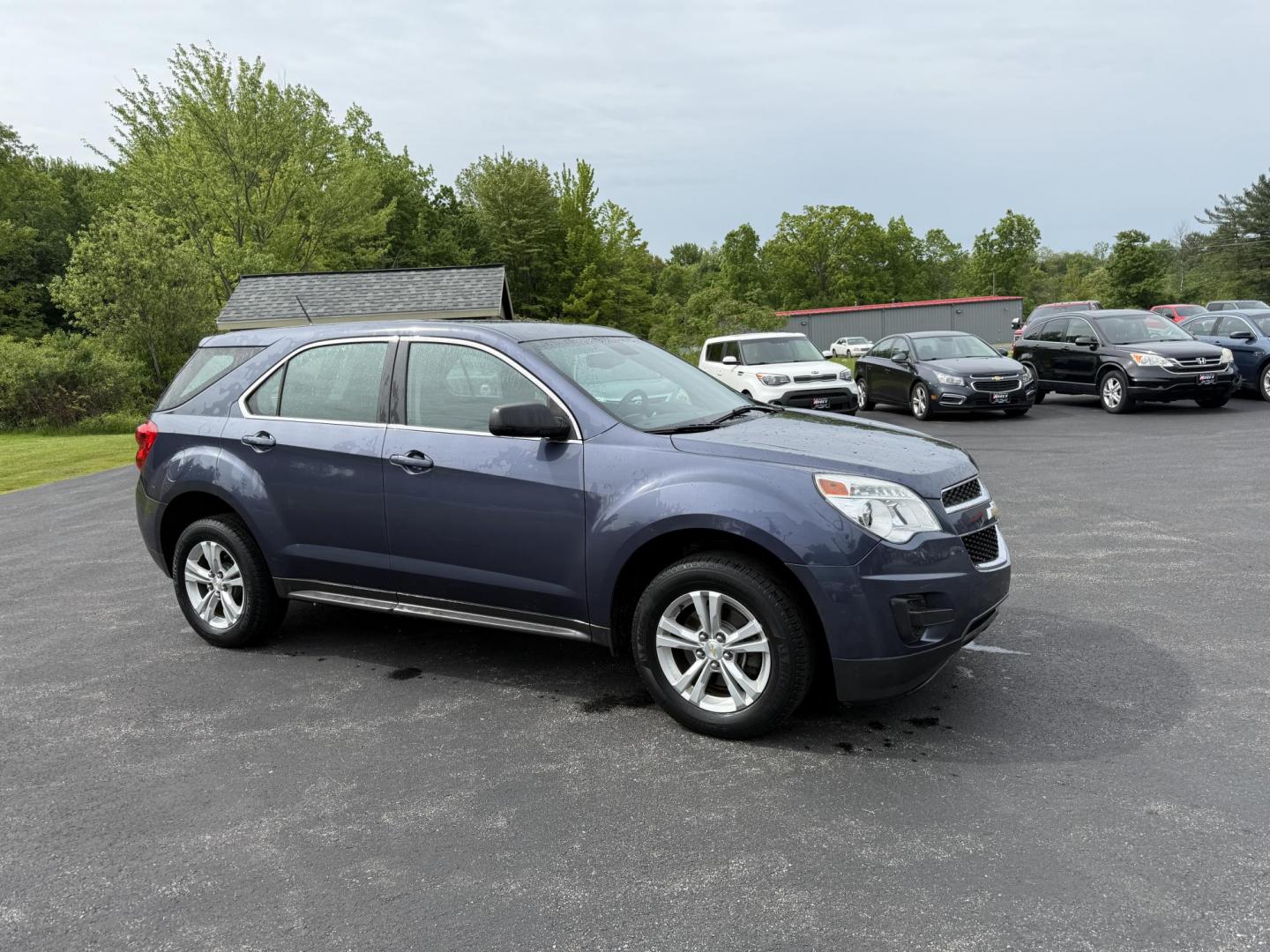 2014 Blue /Black Chevrolet Equinox LS 2WD (2GNALAEK9E6) with an 2.4L L4 DOHC 16V engine, 6-Speed Automatic transmission, located at 11115 Chardon Rd. , Chardon, OH, 44024, (440) 214-9705, 41.580246, -81.241943 - Photo#3
