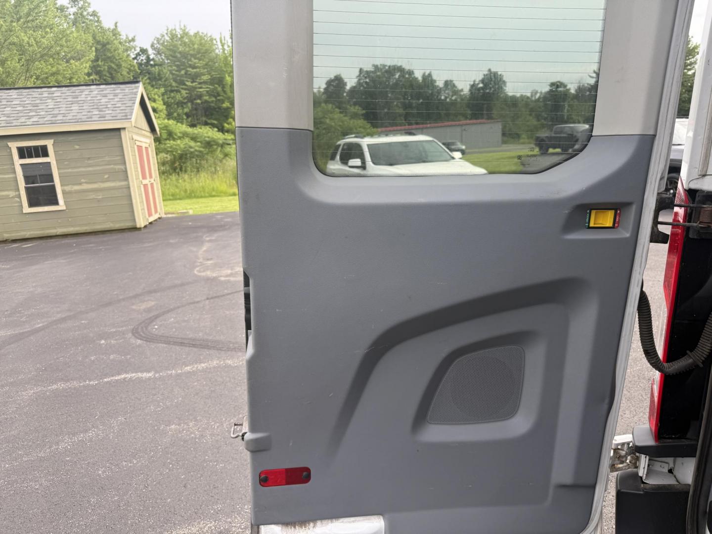 2016 White /Gray Ford Transit 350 Wagon Med. Roof XL w/Sliding Pass. 148-in. WB (1FBAX2CM5GK) with an 3.7L V6 DOHC 24V engine, 6A transmission, located at 11115 Chardon Rd. , Chardon, OH, 44024, (440) 214-9705, 41.580246, -81.241943 - This 2016 Ford Transit 350 XLT Medium Roof is a versatile full-size van powered by a 3.7L V6 engine with a 6-speed automatic transmission and flex fuel capability, featuring 3.73 rear gearing for added performance and a 5,000-pound towing capacity. It offers seating for up to 15 passengers, making i - Photo#21