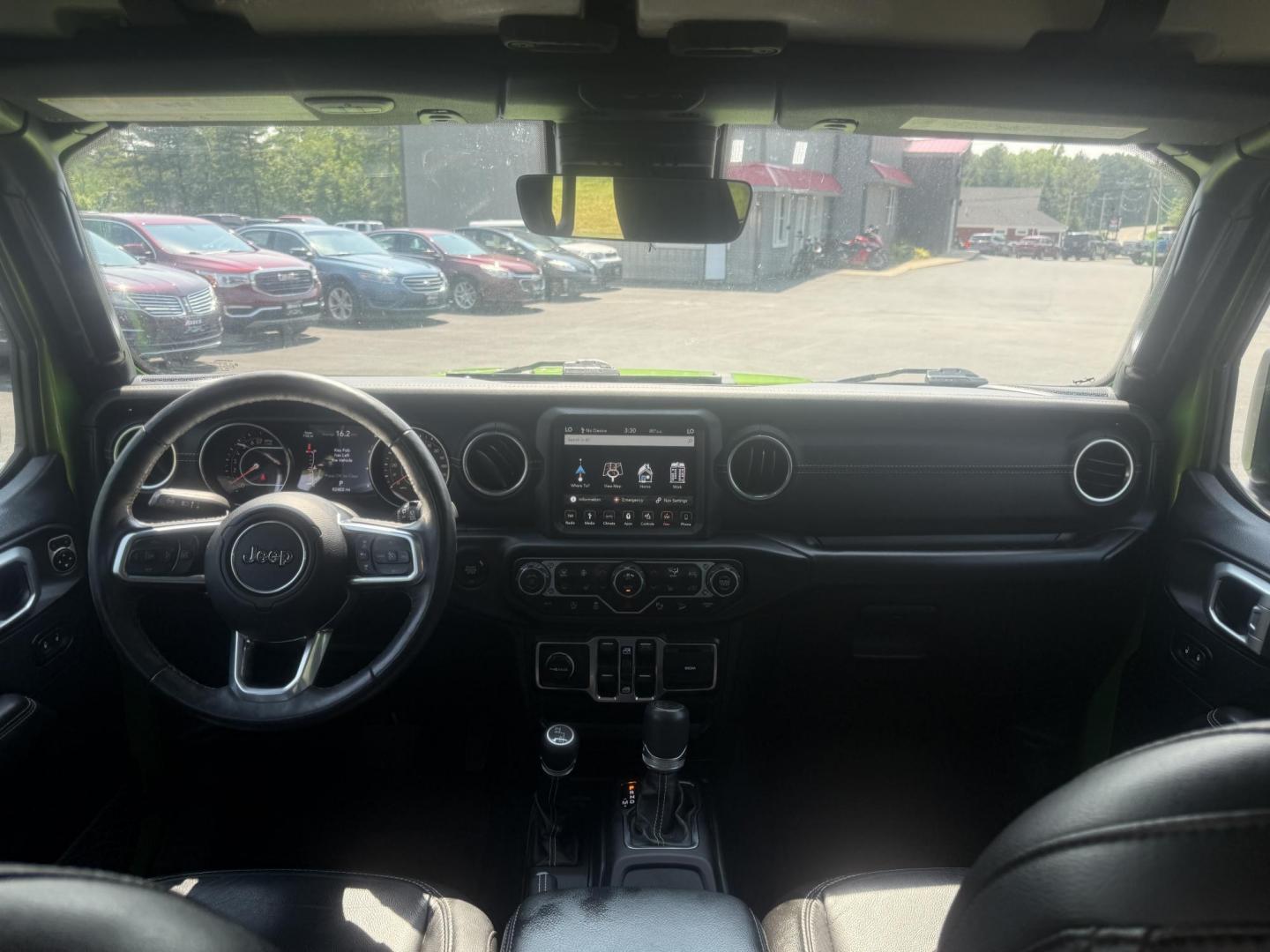 2019 Green /Black Jeep Wrangler Unlimited Sahara (1C4HJXEG1KW) with an 3.6L V6 DOHC 24V engine, 8-Speed Automatic transmission, located at 11115 Chardon Rd. , Chardon, OH, 44024, (440) 214-9705, 41.580246, -81.241943 - Photo#31