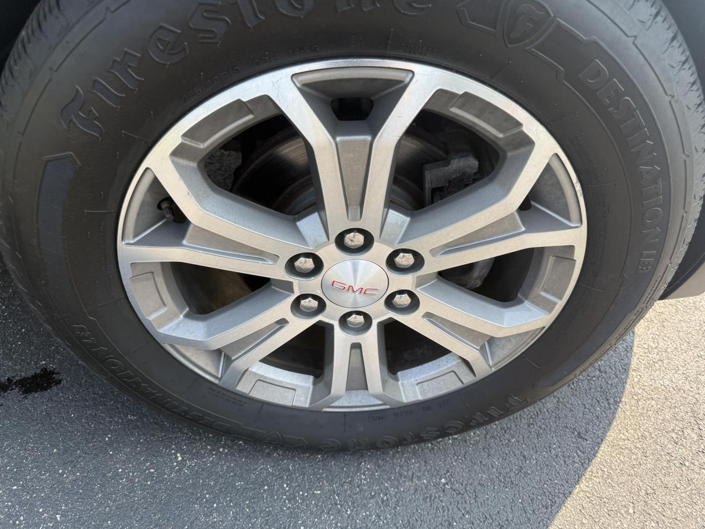 2015 Silver /Black GMC Acadia SLT-2 AWD (1GKKVSKD2FJ) with an 3.6L V6 DOHC 24V engine, 6-Speed Automatic transmission, located at 11115 Chardon Rd. , Chardon, OH, 44024, (440) 214-9705, 41.580246, -81.241943 - Photo#4