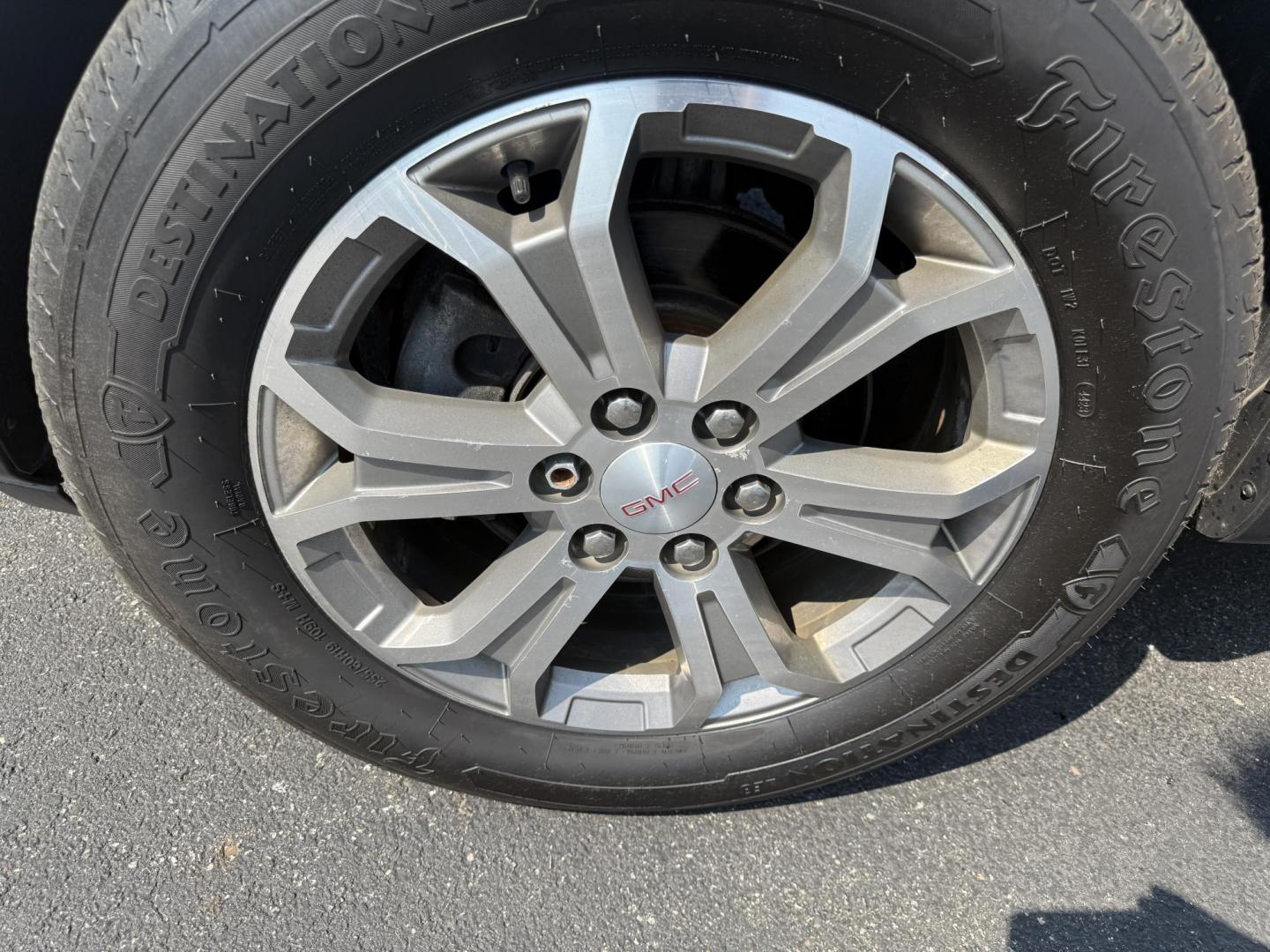 2015 Silver /Black GMC Acadia SLT-2 AWD (1GKKVSKD2FJ) with an 3.6L V6 DOHC 24V engine, 6-Speed Automatic transmission, located at 11115 Chardon Rd. , Chardon, OH, 44024, (440) 214-9705, 41.580246, -81.241943 - Photo#7