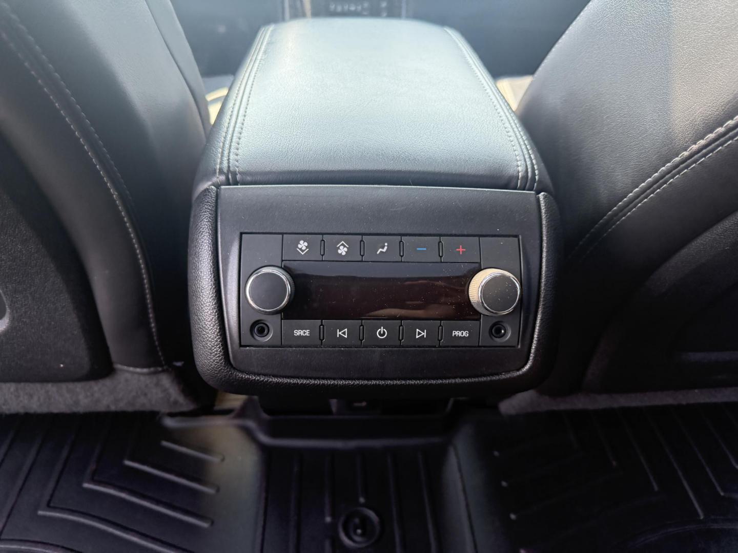 2015 Silver /Black GMC Acadia SLT-2 AWD (1GKKVSKD2FJ) with an 3.6L V6 DOHC 24V engine, 6-Speed Automatic transmission, located at 11115 Chardon Rd. , Chardon, OH, 44024, (440) 214-9705, 41.580246, -81.241943 - Photo#29