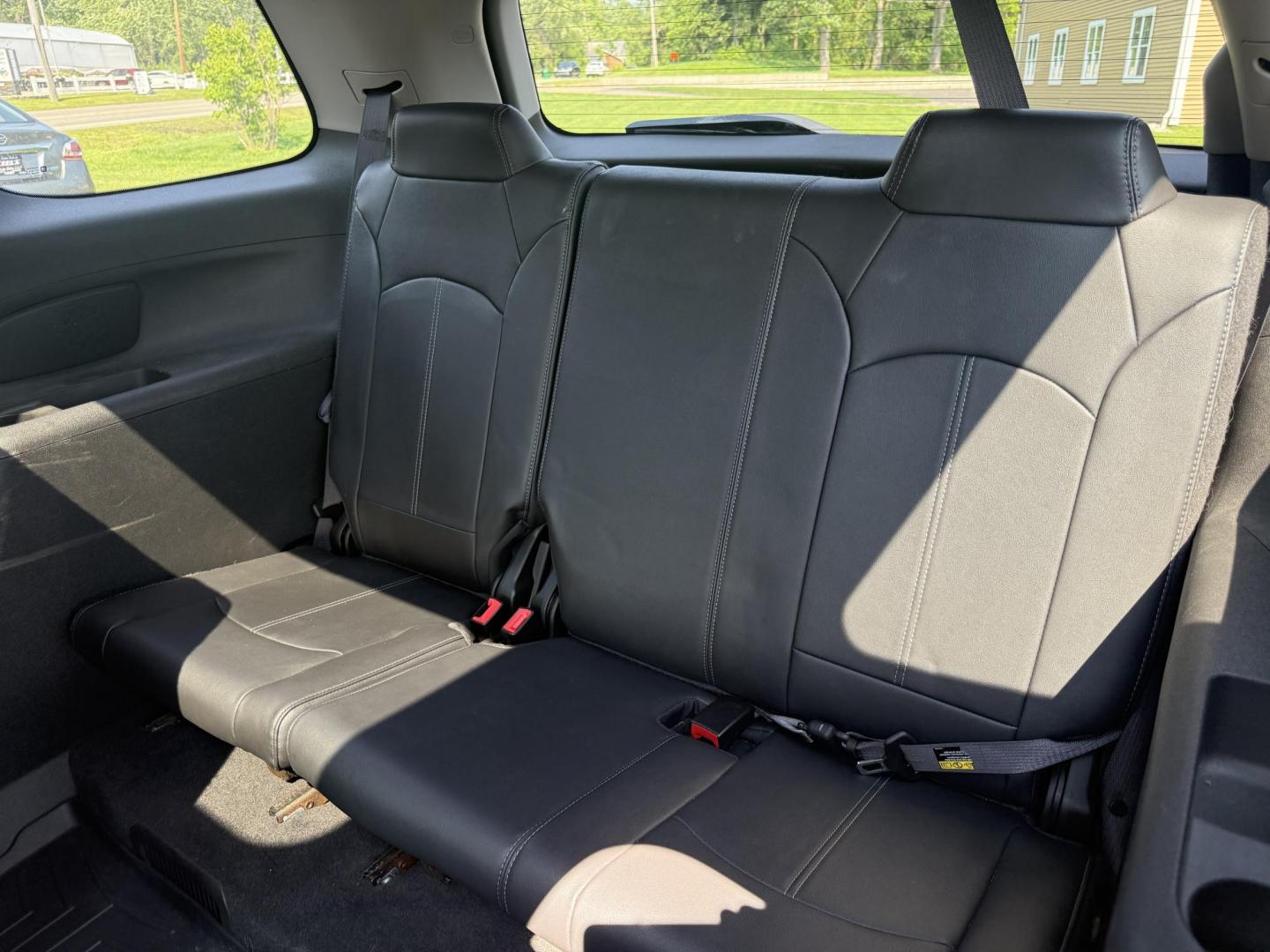 2015 Silver /Black GMC Acadia SLT-2 AWD (1GKKVSKD2FJ) with an 3.6L V6 DOHC 24V engine, 6-Speed Automatic transmission, located at 11115 Chardon Rd. , Chardon, OH, 44024, (440) 214-9705, 41.580246, -81.241943 - Photo#32