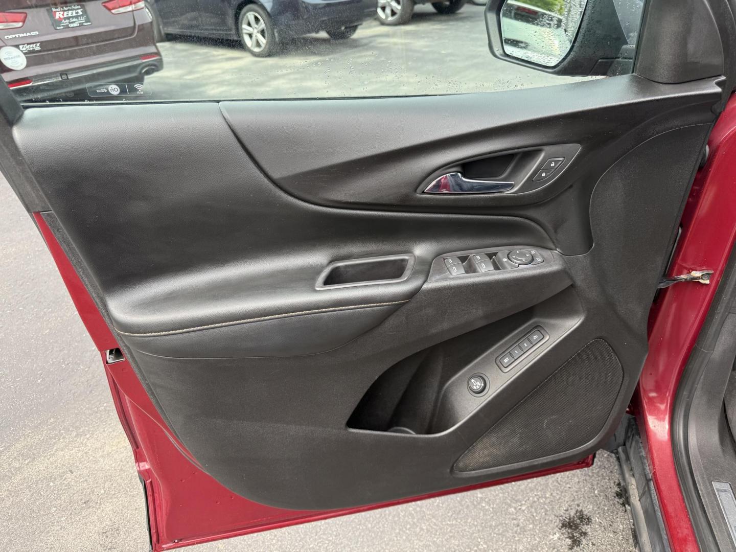 2018 Red /Black Chevrolet Equinox Premier AWD (2GNAXVEV0J6) with an 1.5L I4 DIR DOHC 16V TURBO engine, 6A transmission, located at 547 E. Main St., Orwell, OH, 44076, (440) 437-5893, 41.535435, -80.847855 - This 2018 Chevrolet Equinox Premier AWD offers a versatile and well-equipped compact SUV experience with a 1.5L turbocharged engine paired with a smooth 6-speed automatic transmission, delivering up to 30 MPG on the highway. Its luxurious interior features leather seats with heated and cooled front - Photo#9