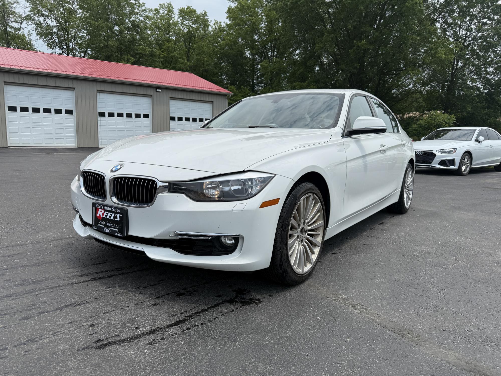 photo of 2013 BMW 3-Series 328i xDrive Sedan