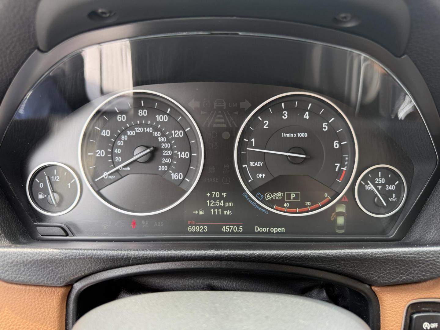 2013 White /Brown BMW 3-Series 328i xDrive Sedan (WBA3B3C58DF) with an 2.0L I4 DOHC 16V TURBO engine, 8-Speed Automatic transmission, located at 547 E. Main St., Orwell, OH, 44076, (440) 437-5893, 41.535435, -80.847855 - Photo#21