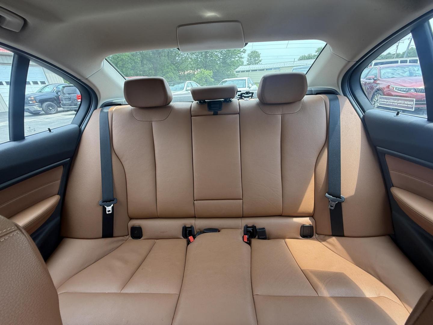2013 White /Brown BMW 3-Series 328i xDrive Sedan (WBA3B3C58DF) with an 2.0L I4 DOHC 16V TURBO engine, 8-Speed Automatic transmission, located at 547 E. Main St., Orwell, OH, 44076, (440) 437-5893, 41.535435, -80.847855 - Photo#30