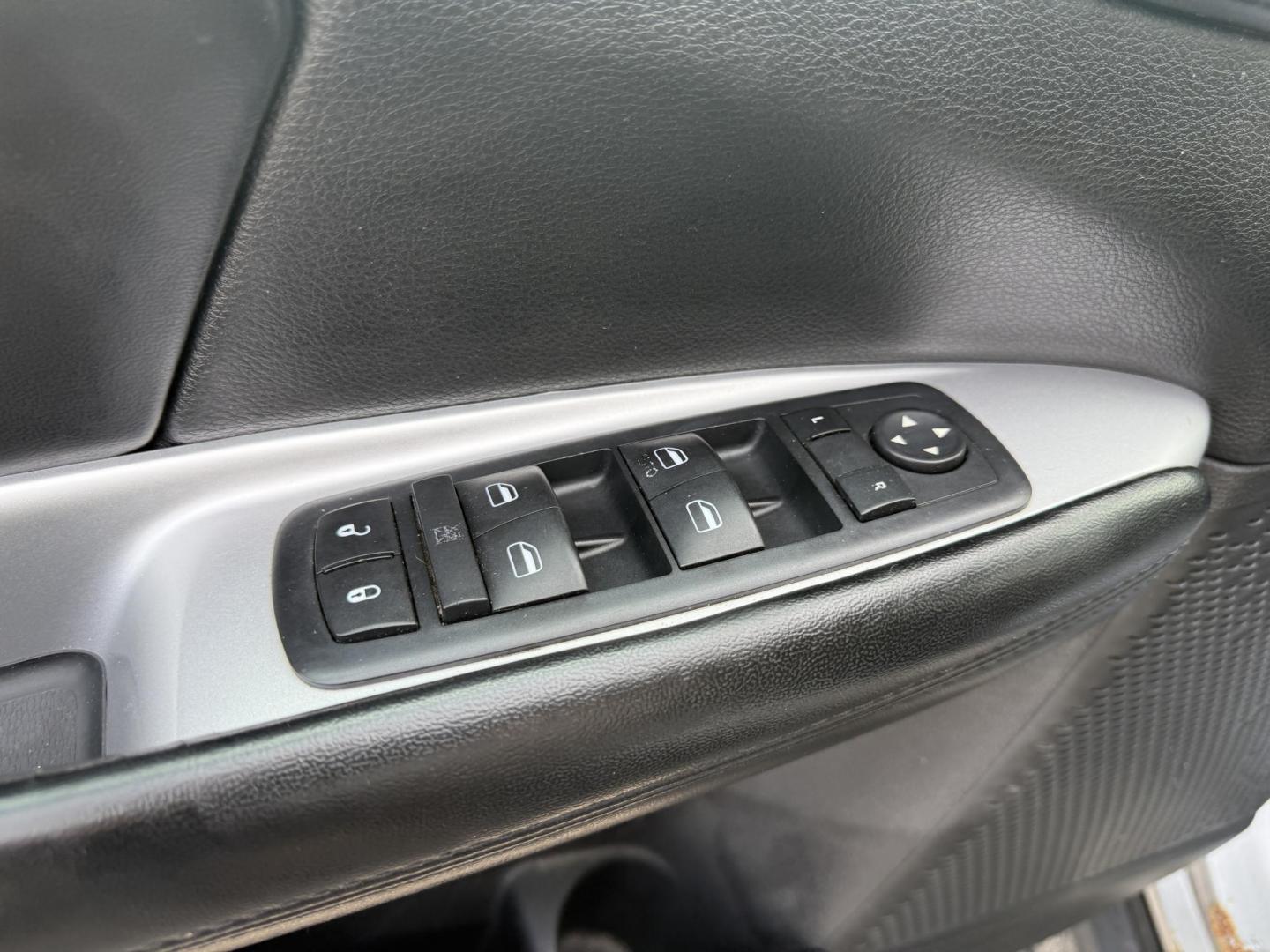 2016 Silver /Black Dodge Journey SE AWD (3C4PDDAG5GT) with an 3.6L V6 DOHC 24V engine, 6A transmission, located at 11115 Chardon Rd. , Chardon, OH, 44024, (440) 214-9705, 41.580246, -81.241943 - This One Owner 2016 Dodge Journey SE AWD is a practical midsize SUV equipped with a 3.6L Pentastar V6 engine and a 6-speed automatic transmission, offering reliable performance and all-wheel drive for added traction. It features daytime running lights, push-button start for convenience, and a 4.3-in - Photo#10