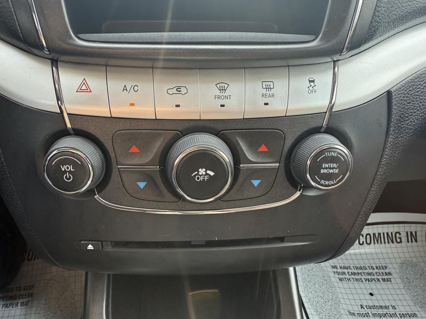 2016 Silver /Black Dodge Journey SE AWD (3C4PDDAG5GT) with an 3.6L V6 DOHC 24V engine, 6A transmission, located at 11115 Chardon Rd. , Chardon, OH, 44024, (440) 214-9705, 41.580246, -81.241943 - This One Owner 2016 Dodge Journey SE AWD is a practical midsize SUV equipped with a 3.6L Pentastar V6 engine and a 6-speed automatic transmission, offering reliable performance and all-wheel drive for added traction. It features daytime running lights, push-button start for convenience, and a 4.3-in - Photo#19