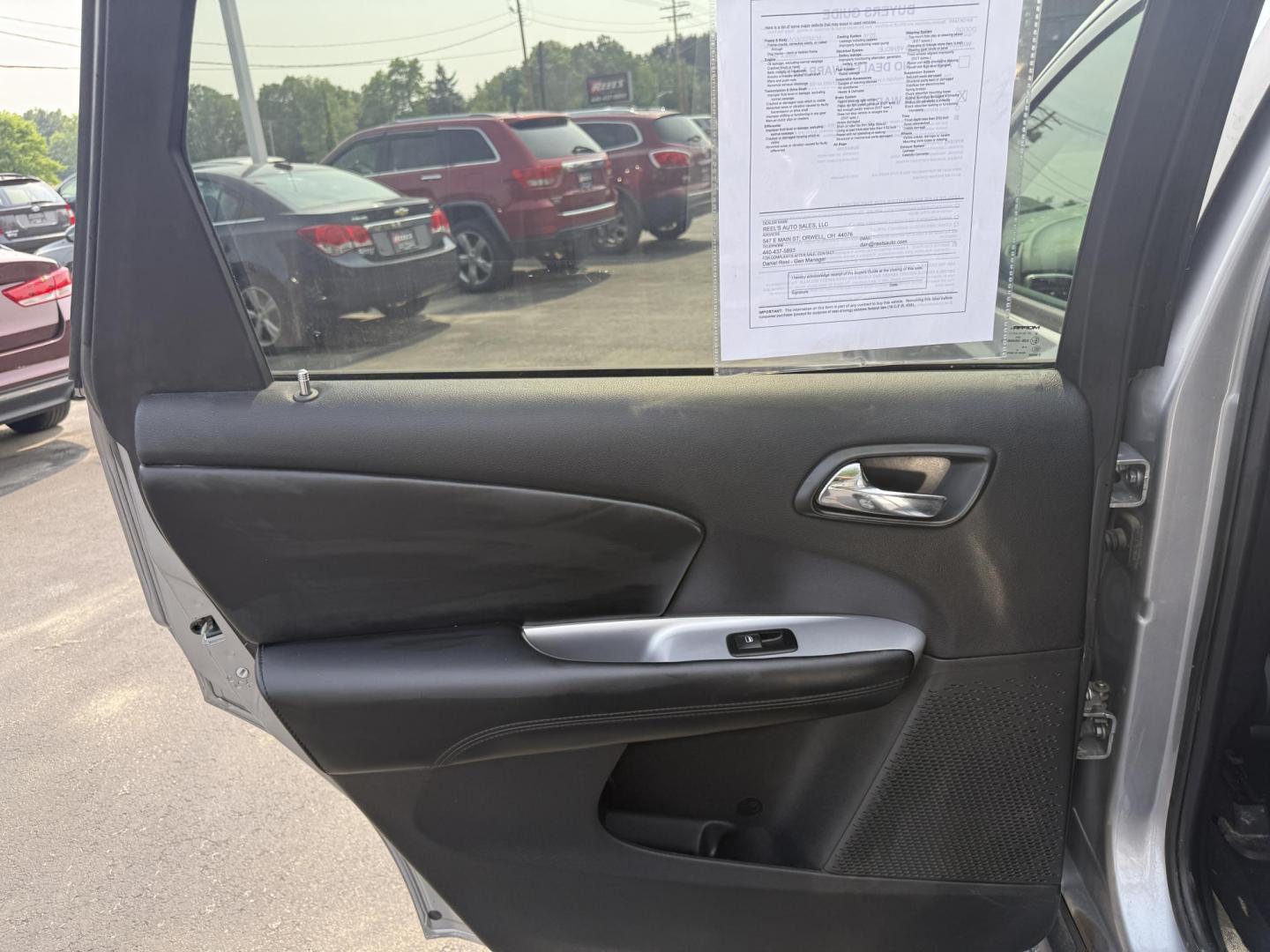 2016 Silver /Black Dodge Journey SE AWD (3C4PDDAG5GT) with an 3.6L V6 DOHC 24V engine, 6A transmission, located at 11115 Chardon Rd. , Chardon, OH, 44024, (440) 214-9705, 41.580246, -81.241943 - This One Owner 2016 Dodge Journey SE AWD is a practical midsize SUV equipped with a 3.6L Pentastar V6 engine and a 6-speed automatic transmission, offering reliable performance and all-wheel drive for added traction. It features daytime running lights, push-button start for convenience, and a 4.3-in - Photo#23