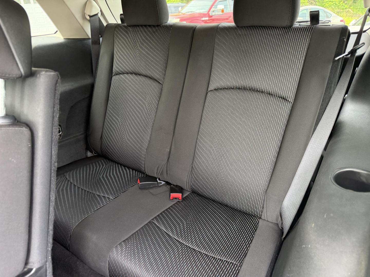 2016 Silver /Black Dodge Journey SE AWD (3C4PDDAG5GT) with an 3.6L V6 DOHC 24V engine, 6A transmission, located at 11115 Chardon Rd. , Chardon, OH, 44024, (440) 214-9705, 41.580246, -81.241943 - This One Owner 2016 Dodge Journey SE AWD is a practical midsize SUV equipped with a 3.6L Pentastar V6 engine and a 6-speed automatic transmission, offering reliable performance and all-wheel drive for added traction. It features daytime running lights, push-button start for convenience, and a 4.3-in - Photo#27