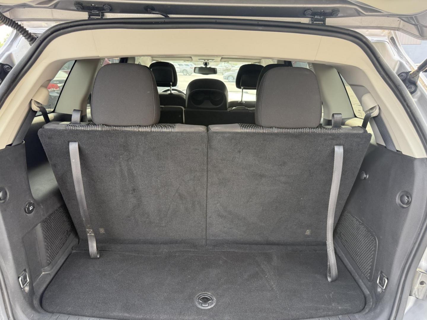 2016 Silver /Black Dodge Journey SE AWD (3C4PDDAG5GT) with an 3.6L V6 DOHC 24V engine, 6A transmission, located at 11115 Chardon Rd. , Chardon, OH, 44024, (440) 214-9705, 41.580246, -81.241943 - This One Owner 2016 Dodge Journey SE AWD is a practical midsize SUV equipped with a 3.6L Pentastar V6 engine and a 6-speed automatic transmission, offering reliable performance and all-wheel drive for added traction. It features daytime running lights, push-button start for convenience, and a 4.3-in - Photo#28