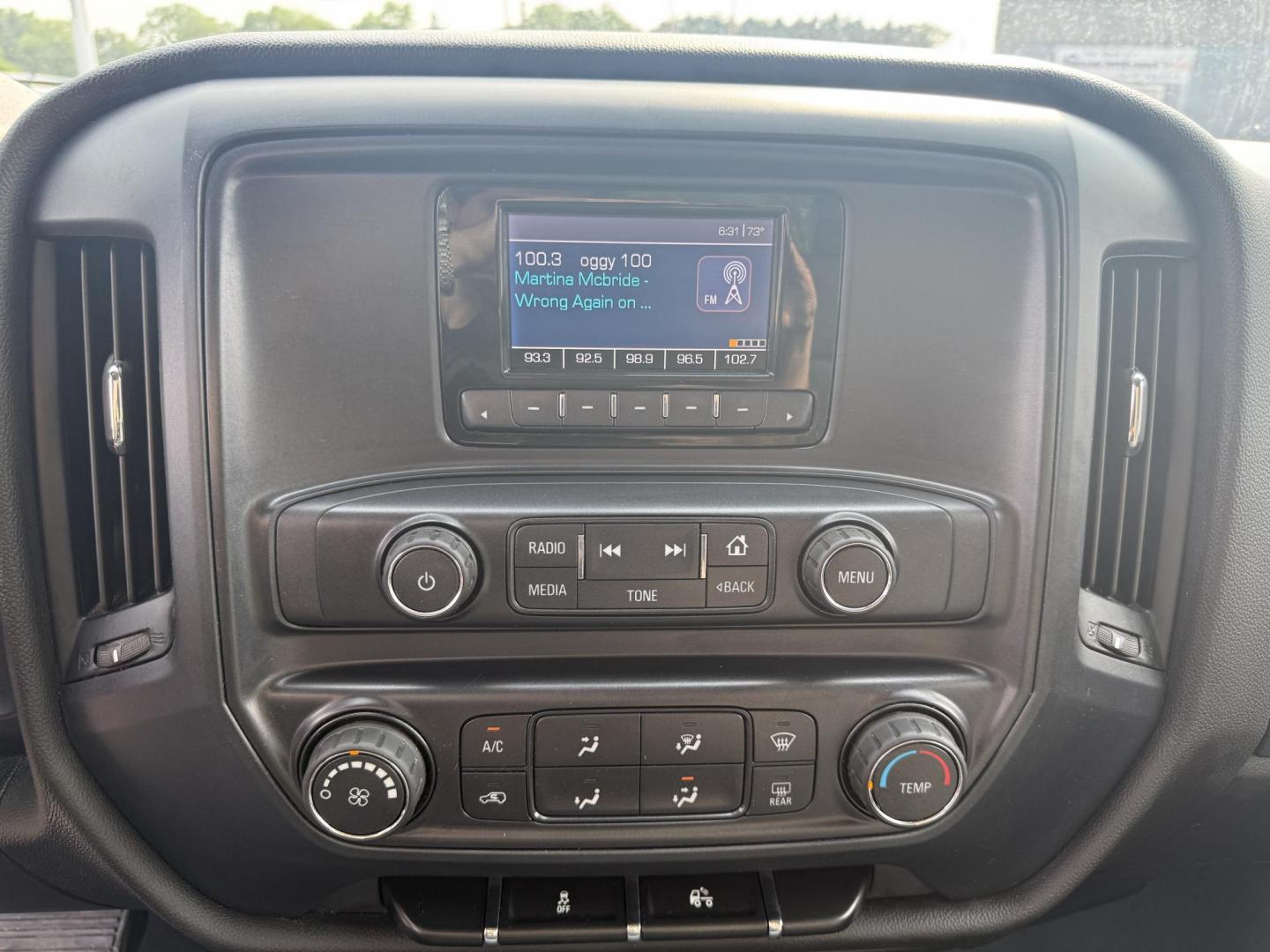 2014 Black /Gray Chevrolet Silverado 1500 Work Truck 1WT Regular Cab 4WD (1GCNKPEH6EZ) with an 4.3L V6 engine, 6-Speed Automatic transmission, located at 547 E. Main St., Orwell, OH, 44076, (440) 437-5893, 41.535435, -80.847855 - This One Owner 2014 Chevrolet Silverado 1500 W/T Regular Cab is a durable workhorse equipped with a 4.3L Vortec V6 engine and a 6-speed automatic transmission, offering a robust 7,600-pound towing capacity. Its features include G80 locking rear differential for improved traction, 3.42 gearing for a - Photo#20