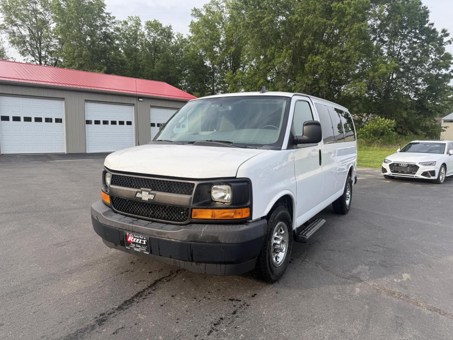 2017 White /Gray Chevrolet Express LS 2500 (1GAWGEFF4H1) with an 4.8L V8 engine, 6A transmission, located at 547 E. Main St., Orwell, OH, 44076, (440) 437-5893, 41.535435, -80.847855 - Photo#0