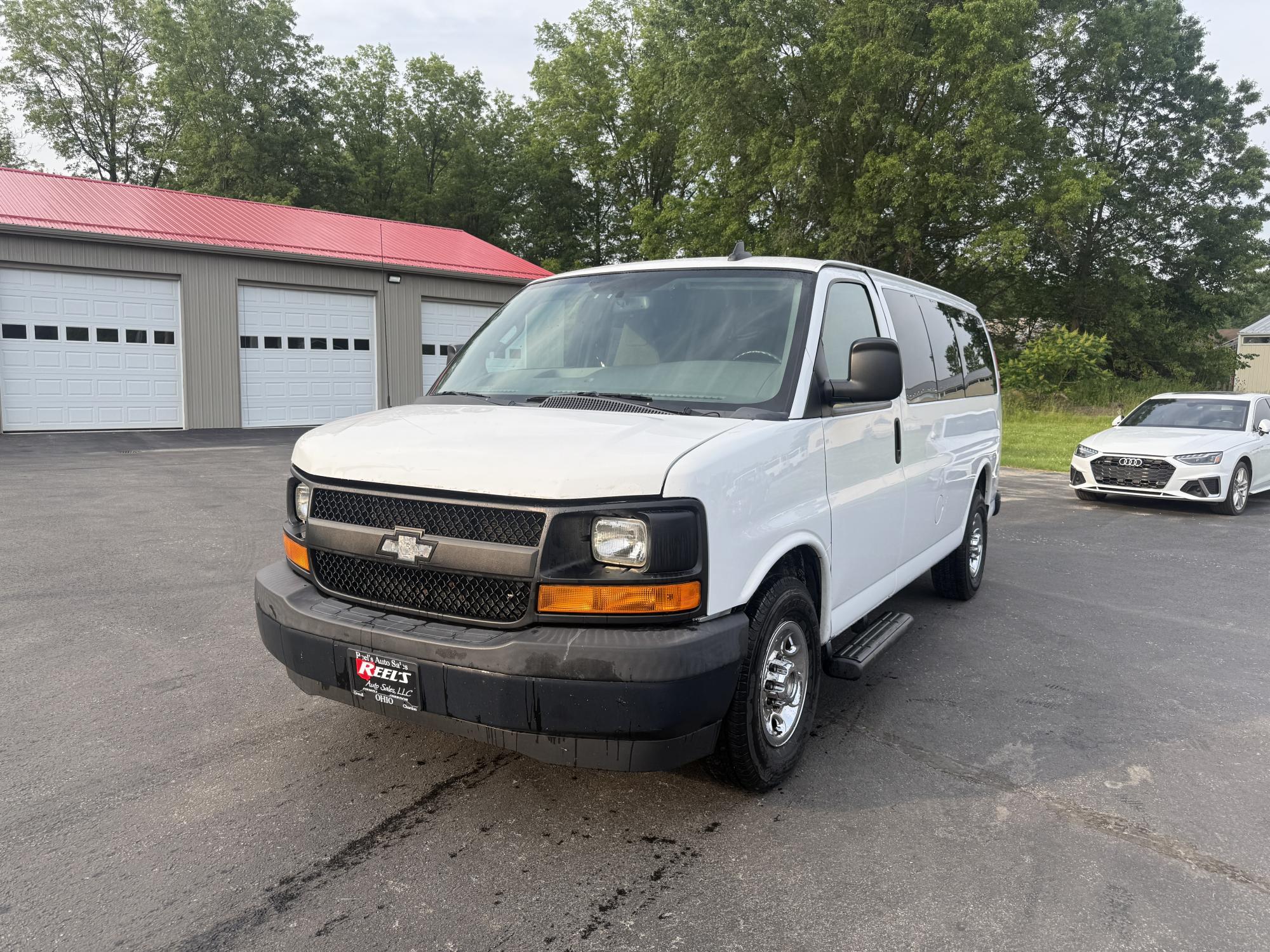 photo of 2017 Chevrolet Express LS 2500