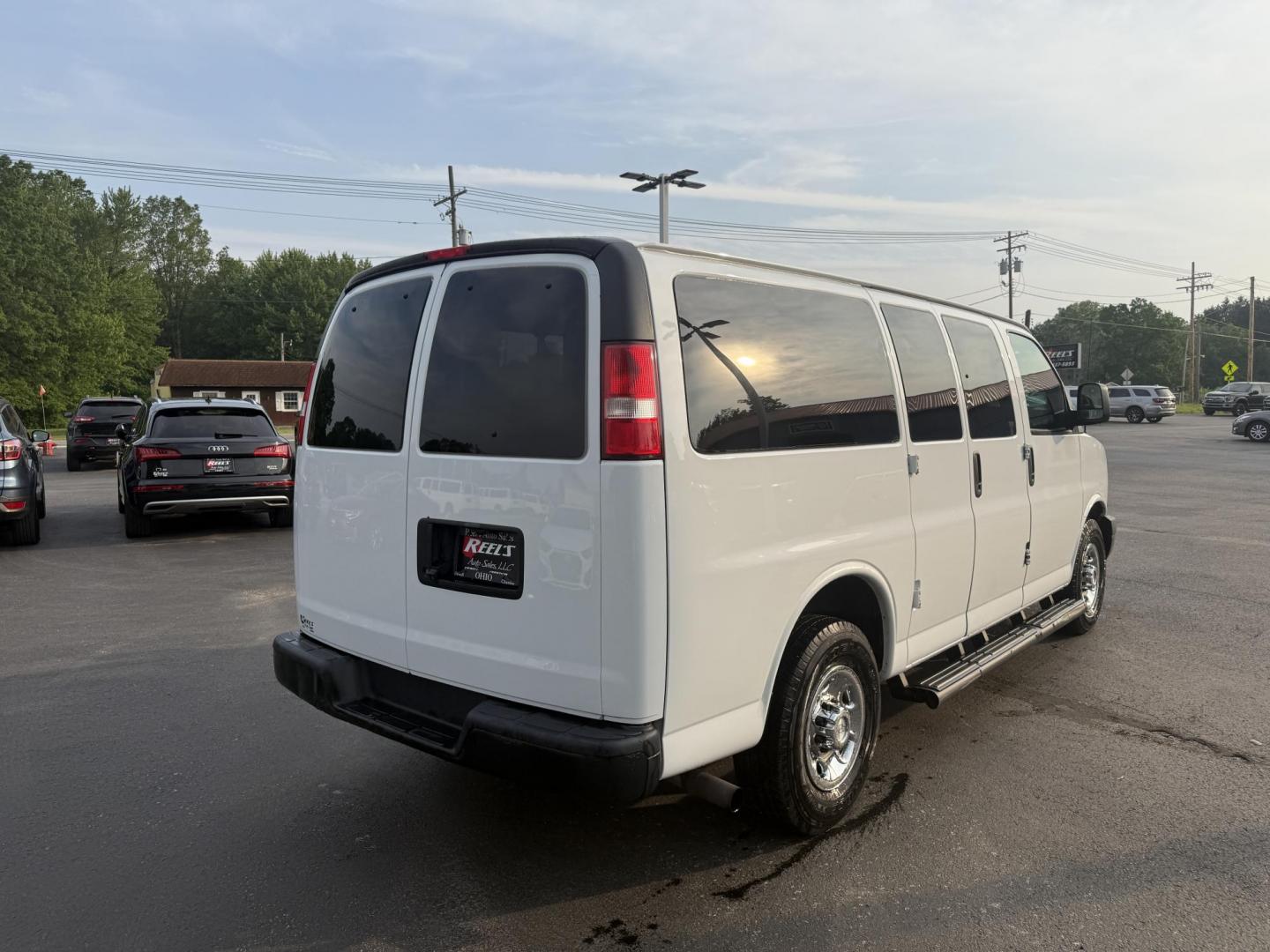 2017 White /Gray Chevrolet Express LS 2500 (1GAWGEFF4H1) with an 4.8L V8 engine, 6A transmission, located at 547 E. Main St., Orwell, OH, 44076, (440) 437-5893, 41.535435, -80.847855 - Photo#7