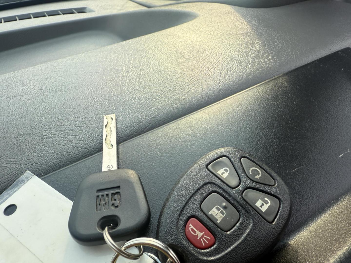2017 White /Gray Chevrolet Express LS 2500 (1GAWGEFF4H1) with an 4.8L V8 engine, 6A transmission, located at 547 E. Main St., Orwell, OH, 44076, (440) 437-5893, 41.535435, -80.847855 - Photo#38